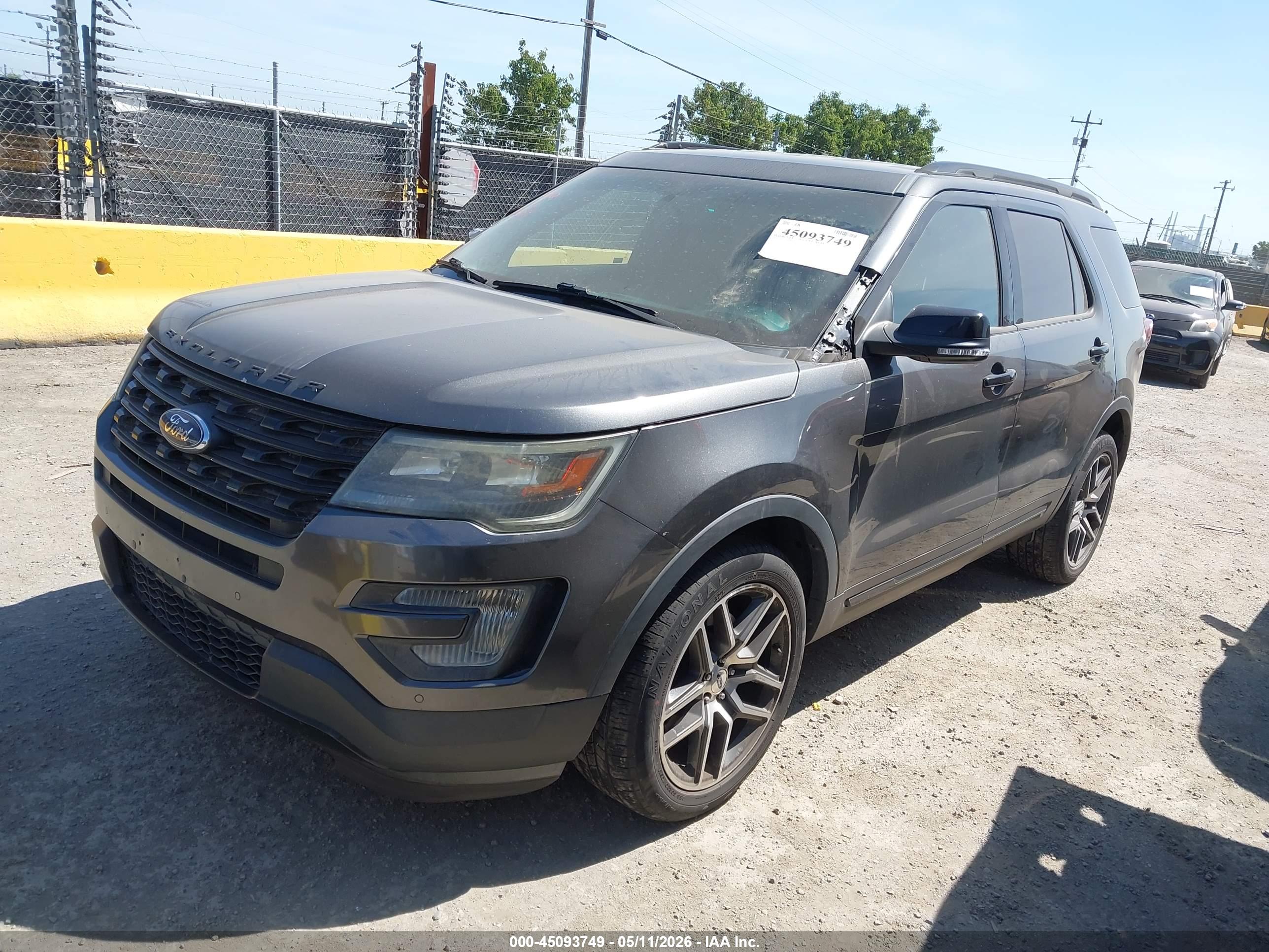 FORD EXPLORER image 2