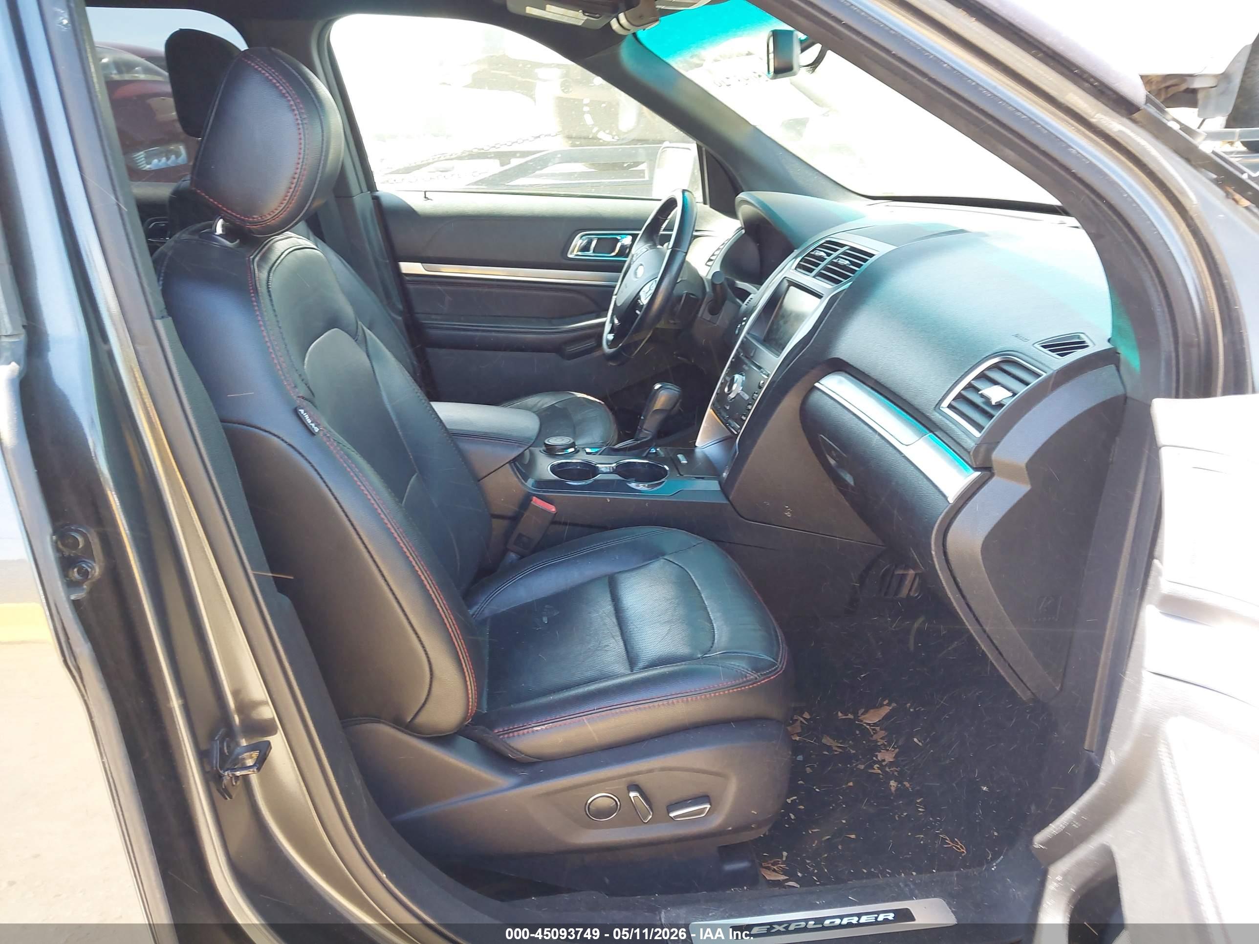 FORD EXPLORER image 5