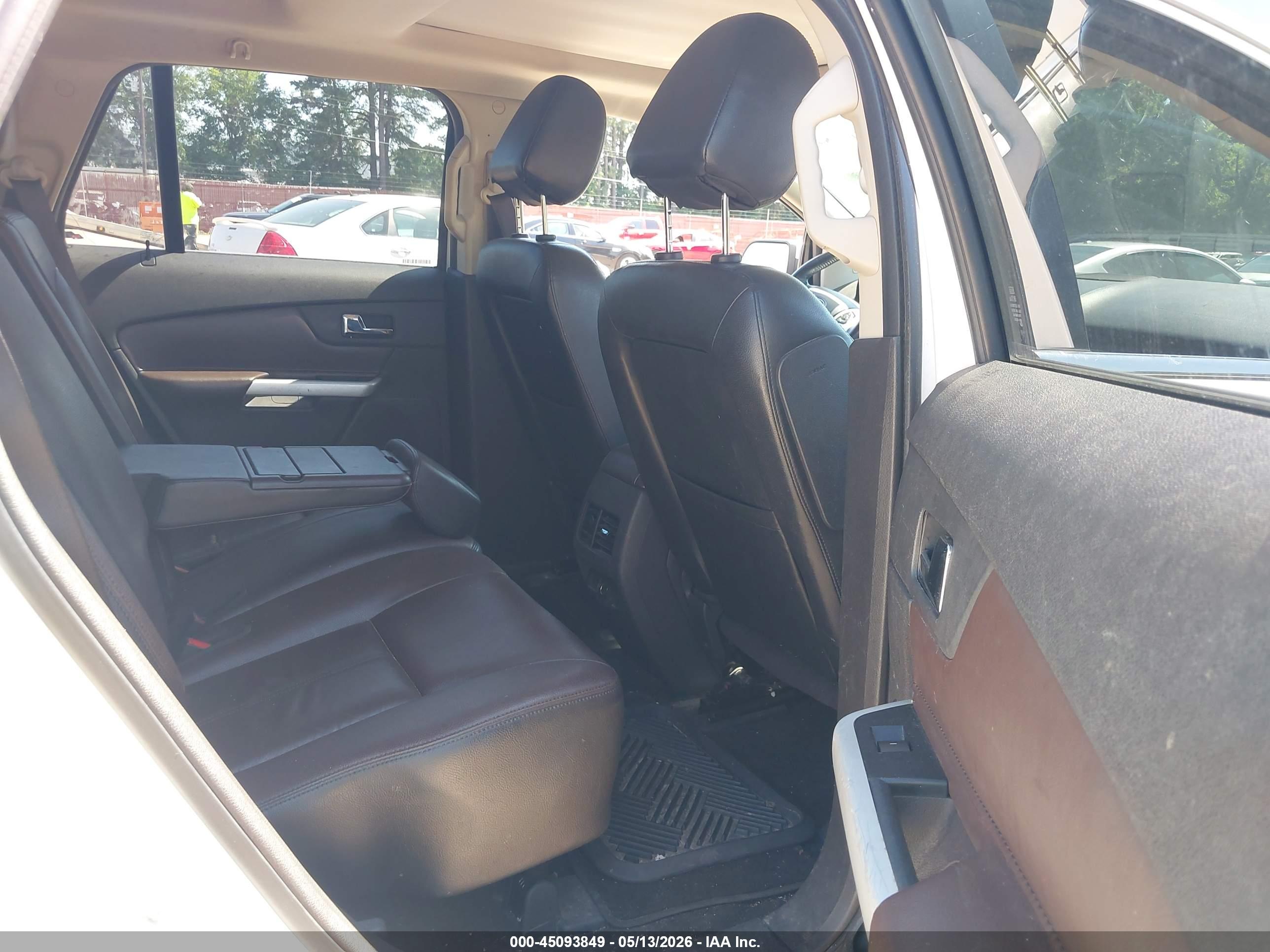 FORD EDGE image 8