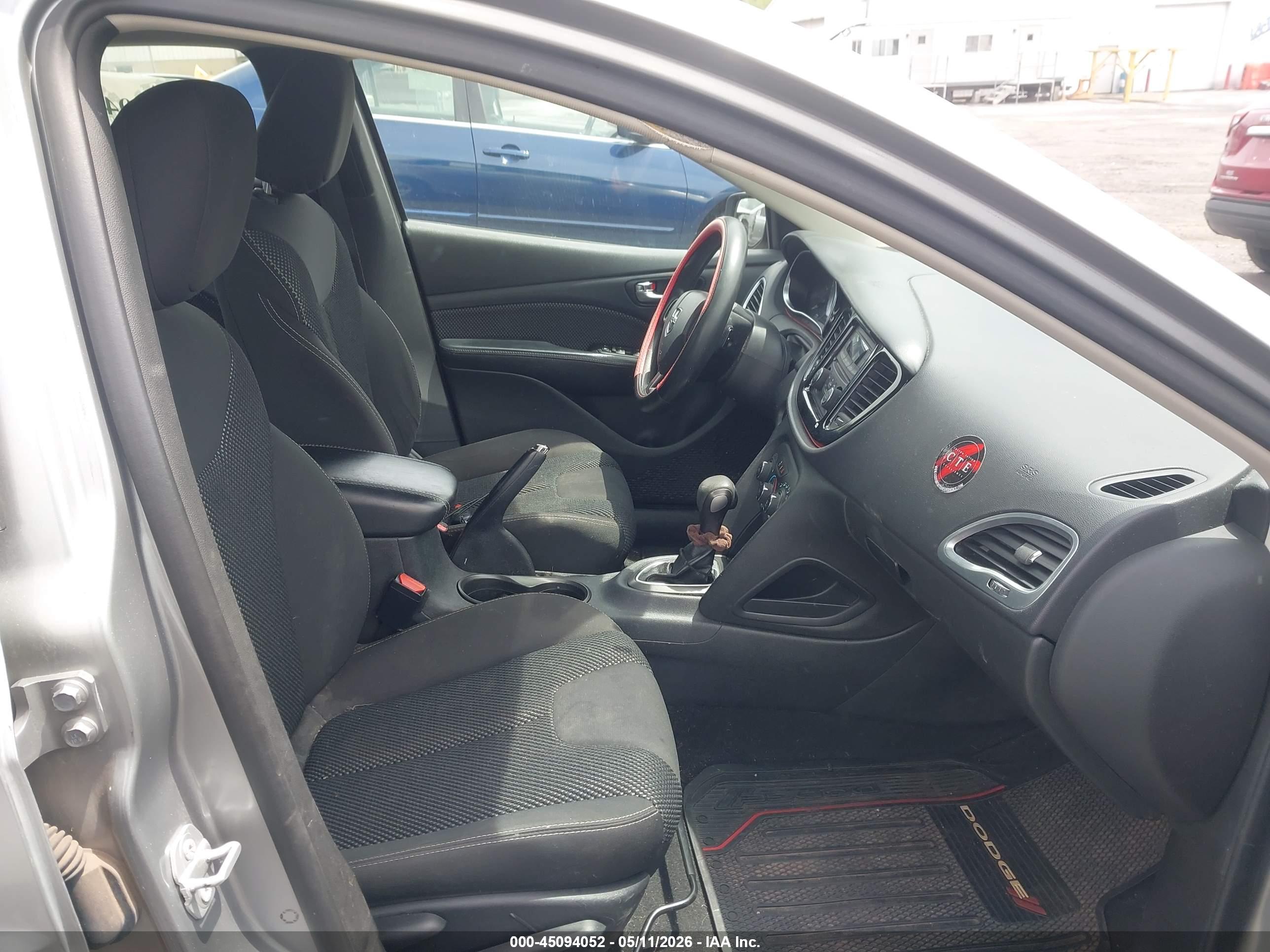 DODGE DART image 5