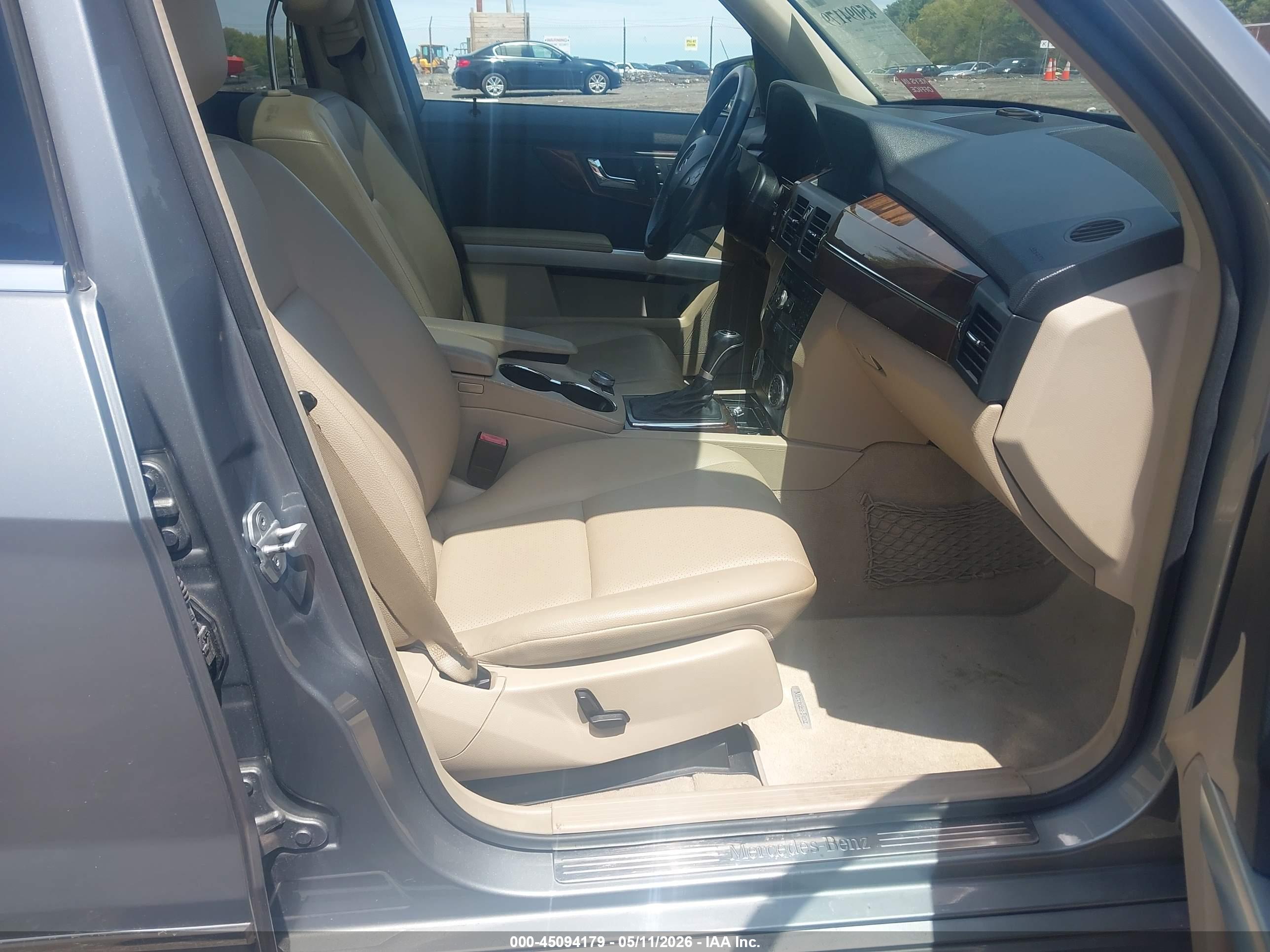 MERCEDES-BENZ GLK image 5