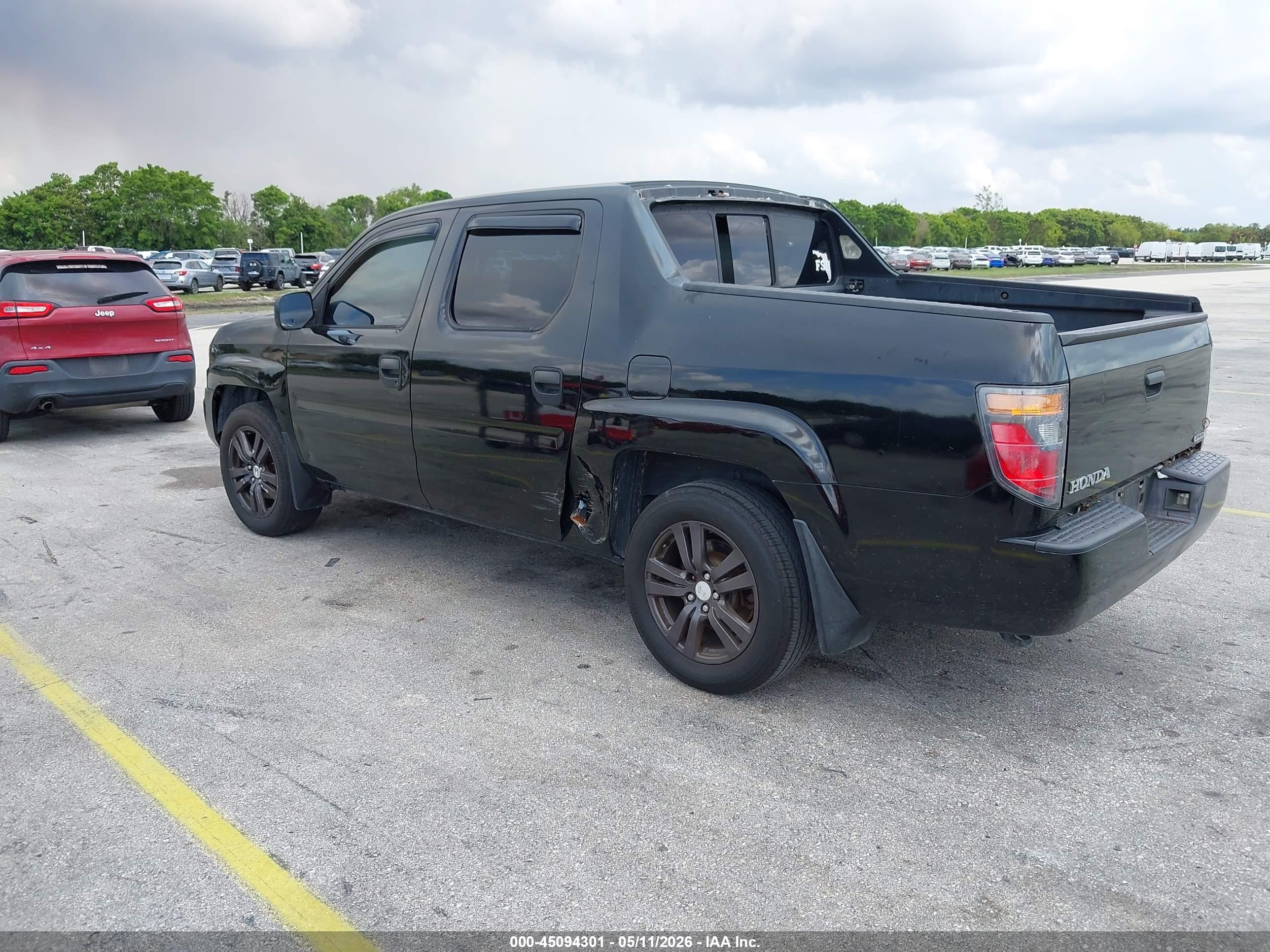 HONDA RIDGELINE image 3