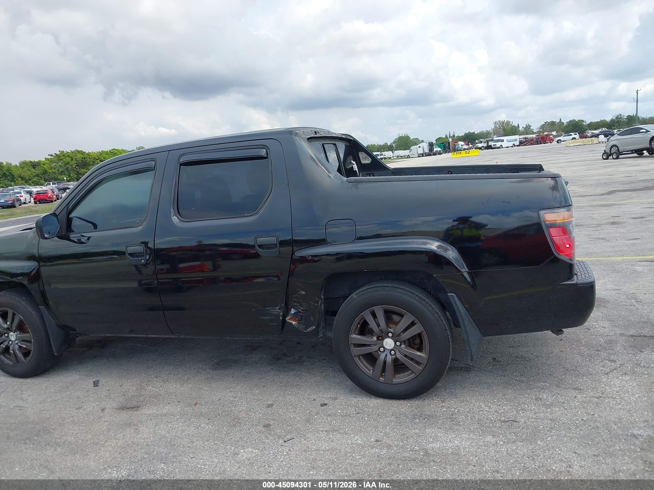 HONDA RIDGELINE image 6