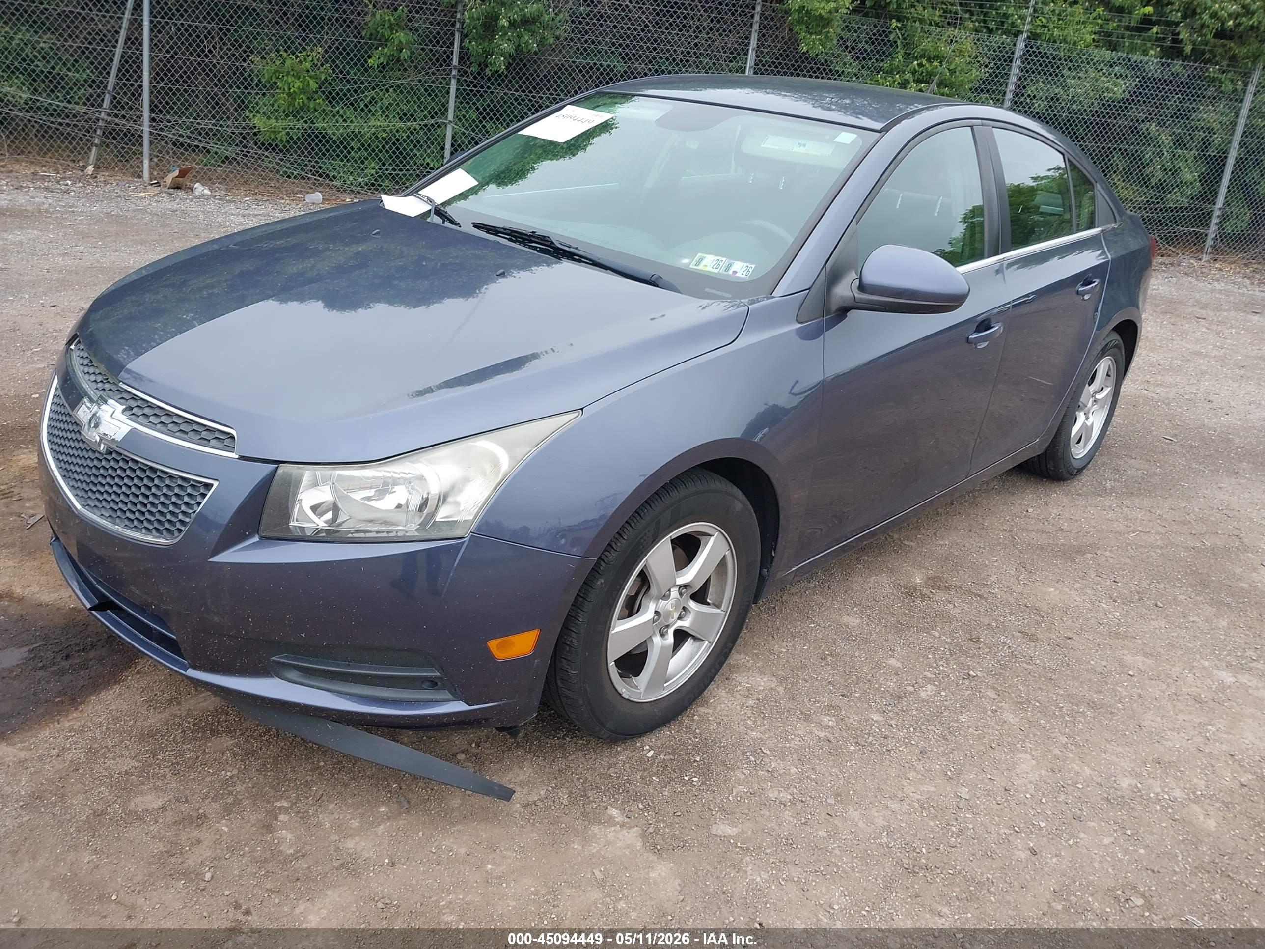 CHEVROLET CRUZE image 2