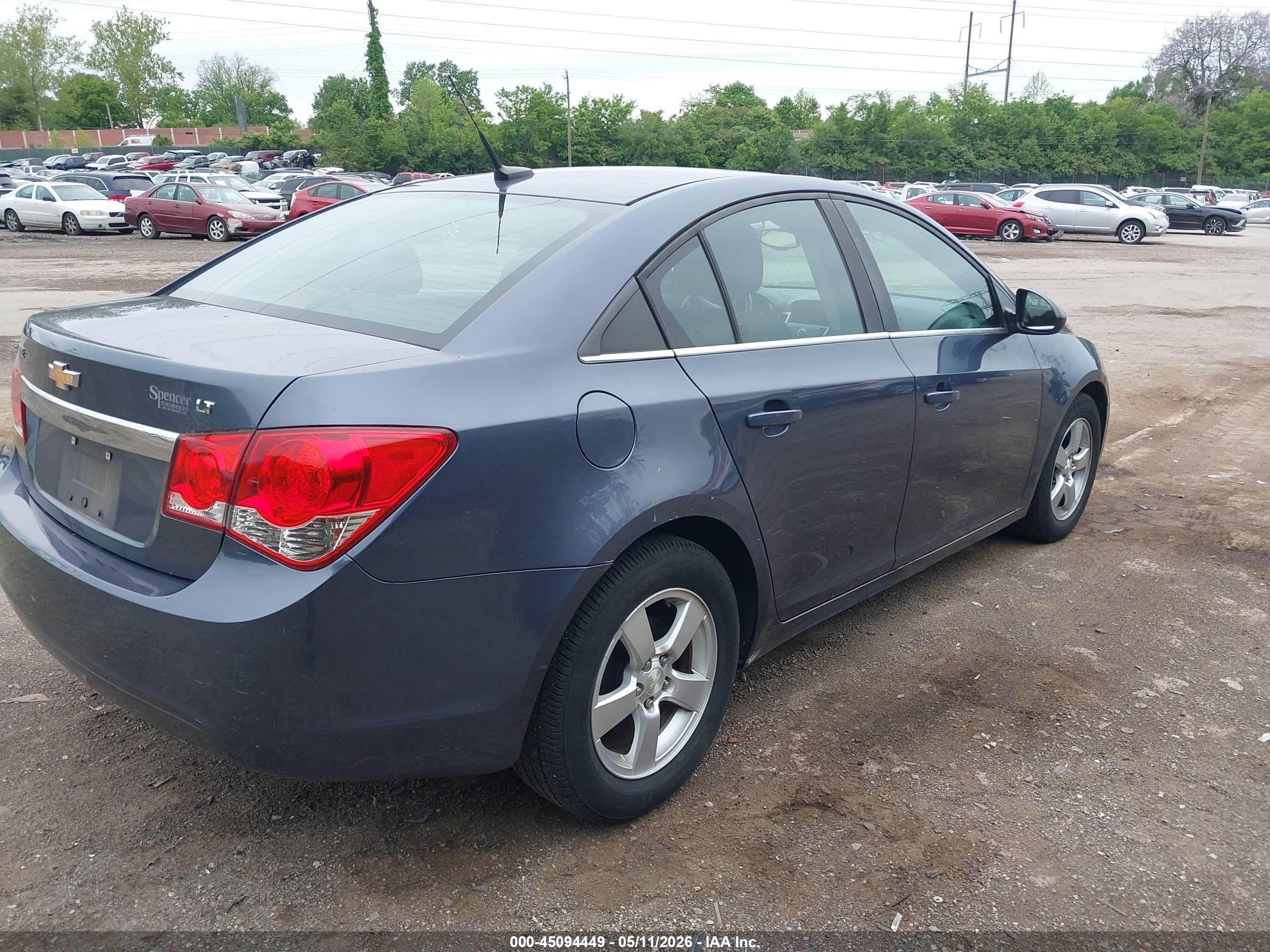 CHEVROLET CRUZE image 4