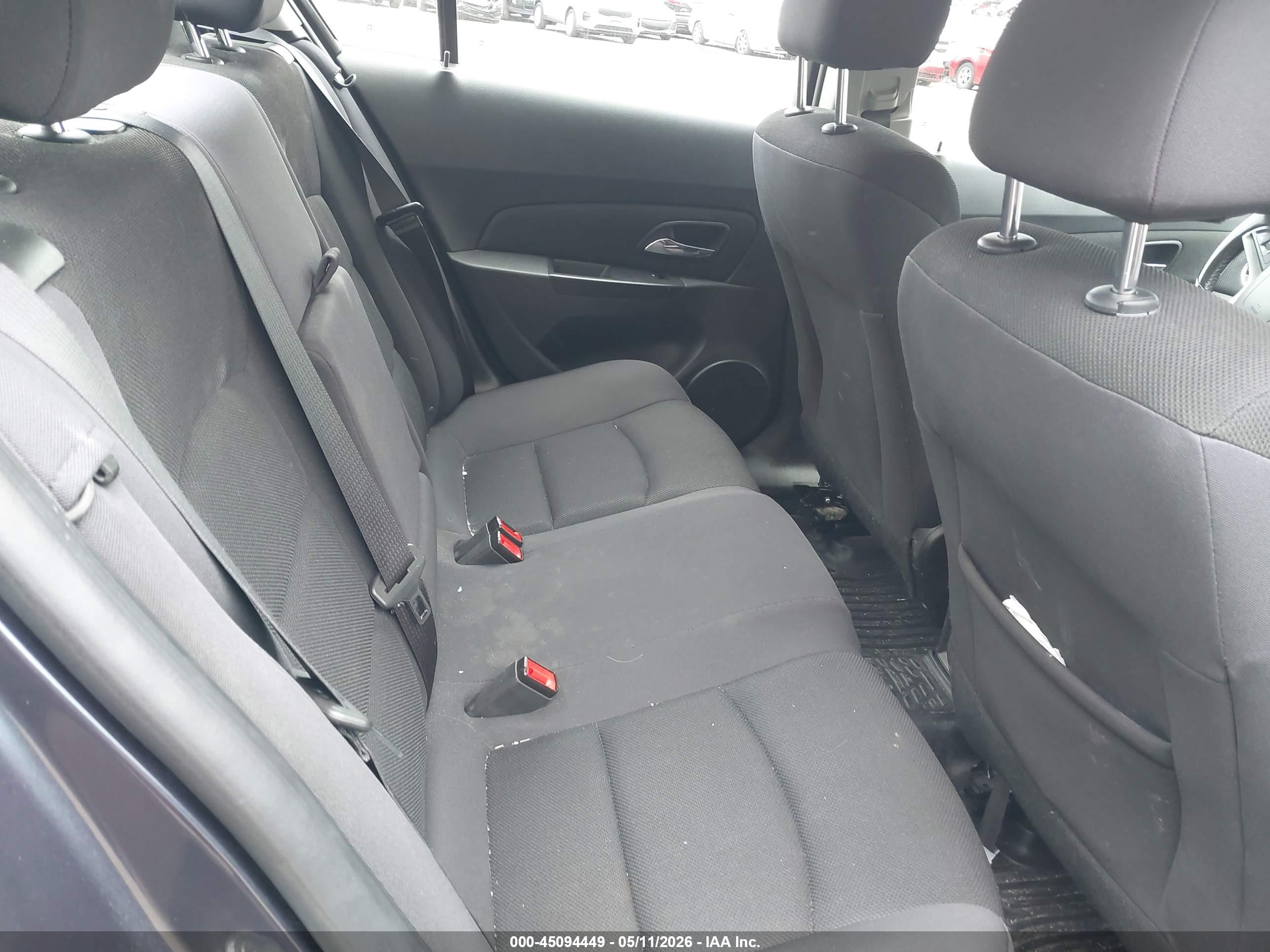 CHEVROLET CRUZE image 8