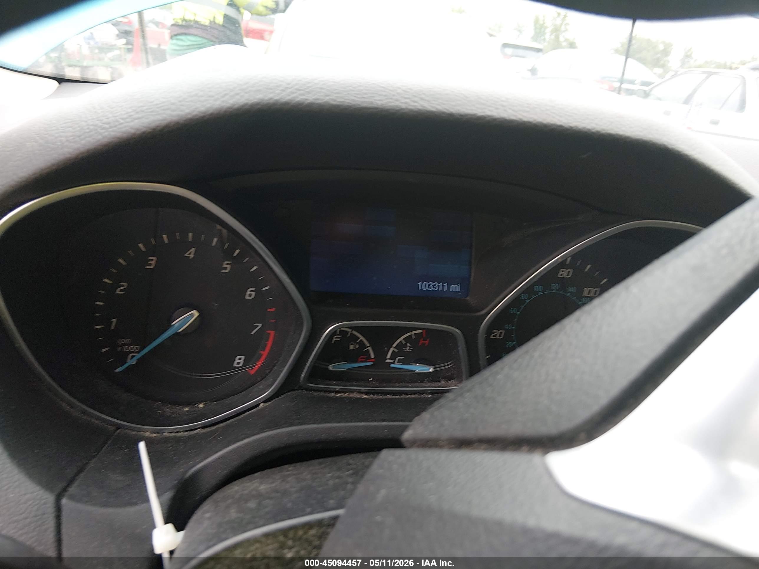 FORD FOCUS image 7