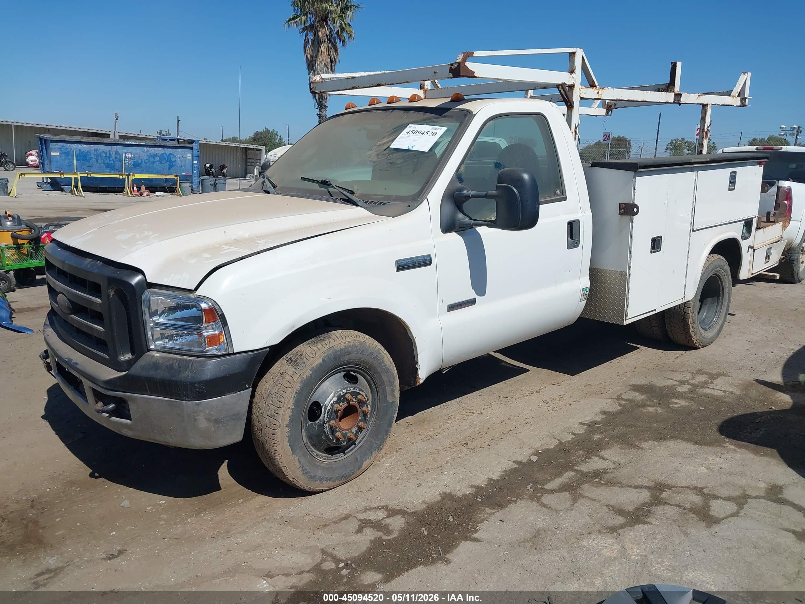 FORD F-350 image 2
