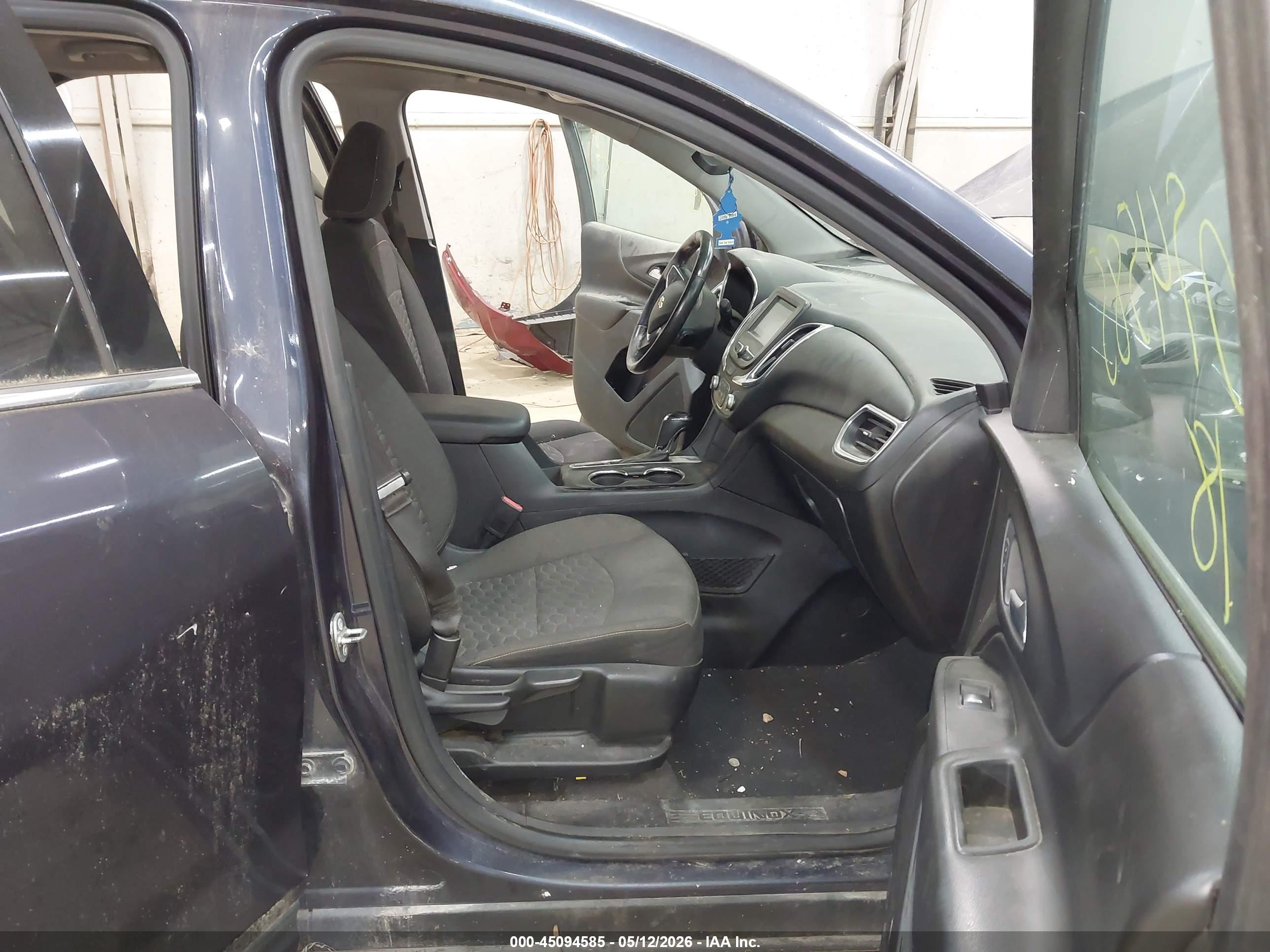 CHEVROLET EQUINOX image 5