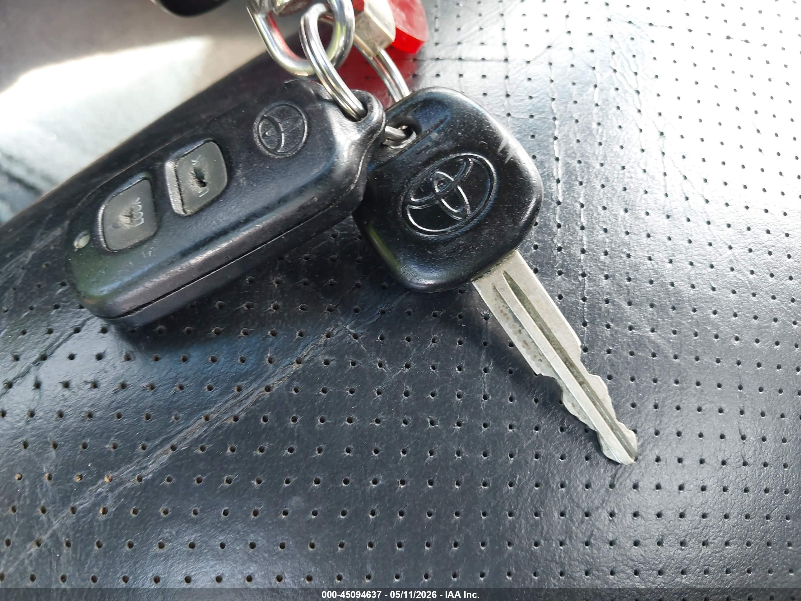TOYOTA MR2 image 11