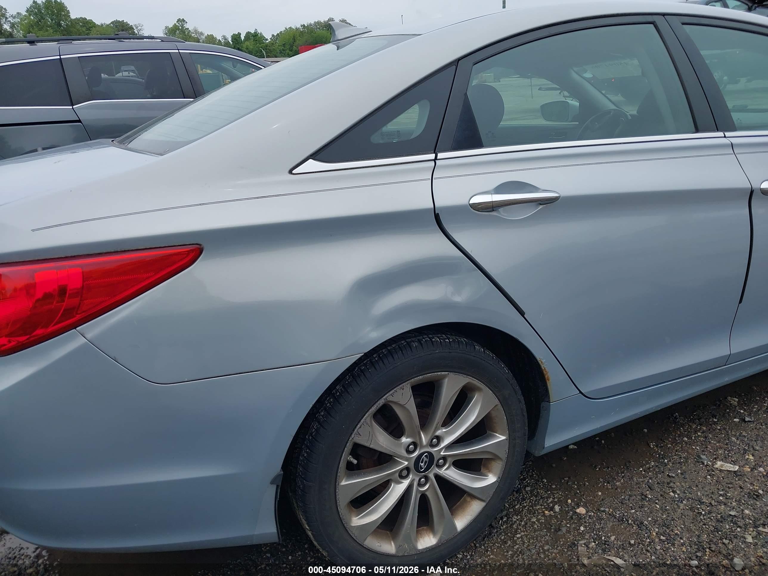 HYUNDAI SONATA image 6