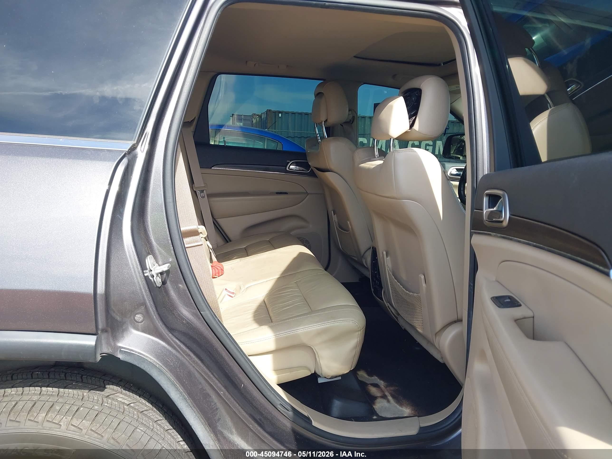 JEEP GRAND image 8