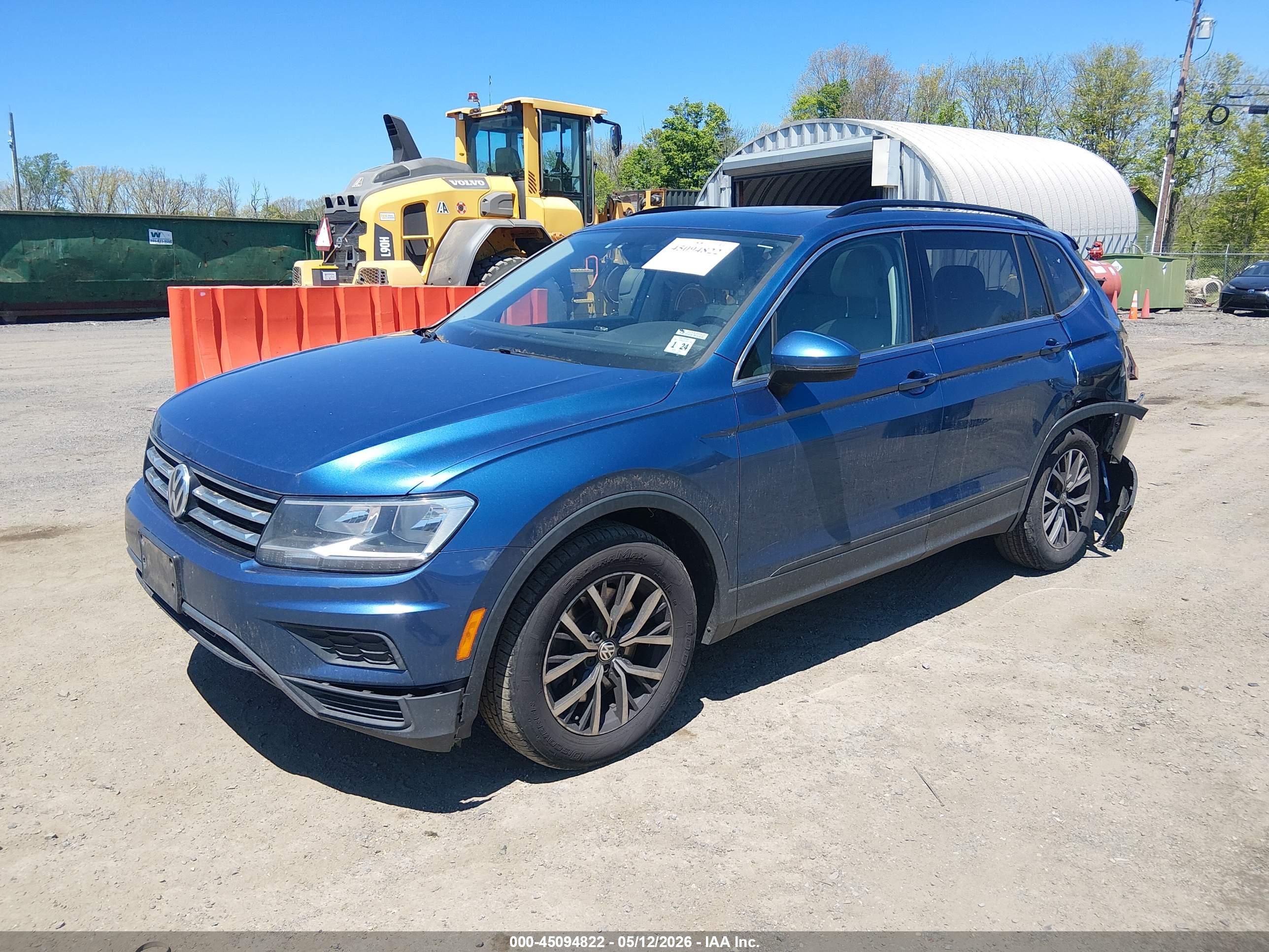 VOLKSWAGEN TIGUAN image 2