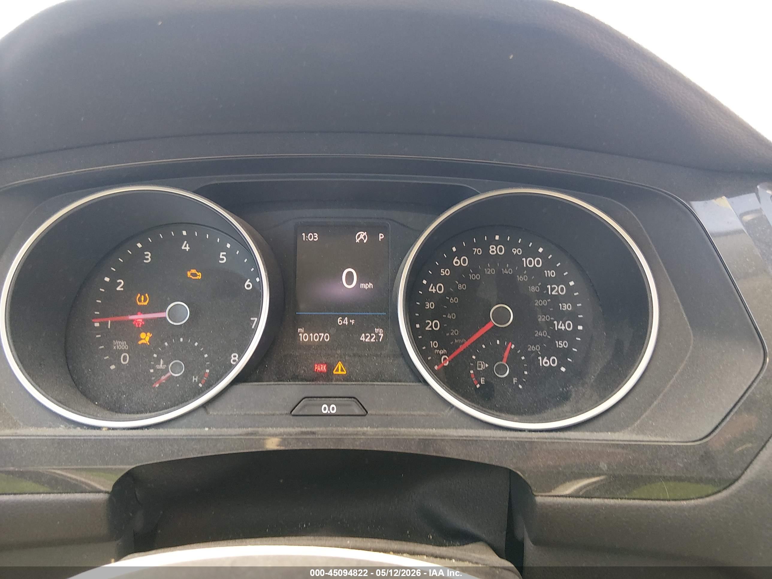 VOLKSWAGEN TIGUAN image 7