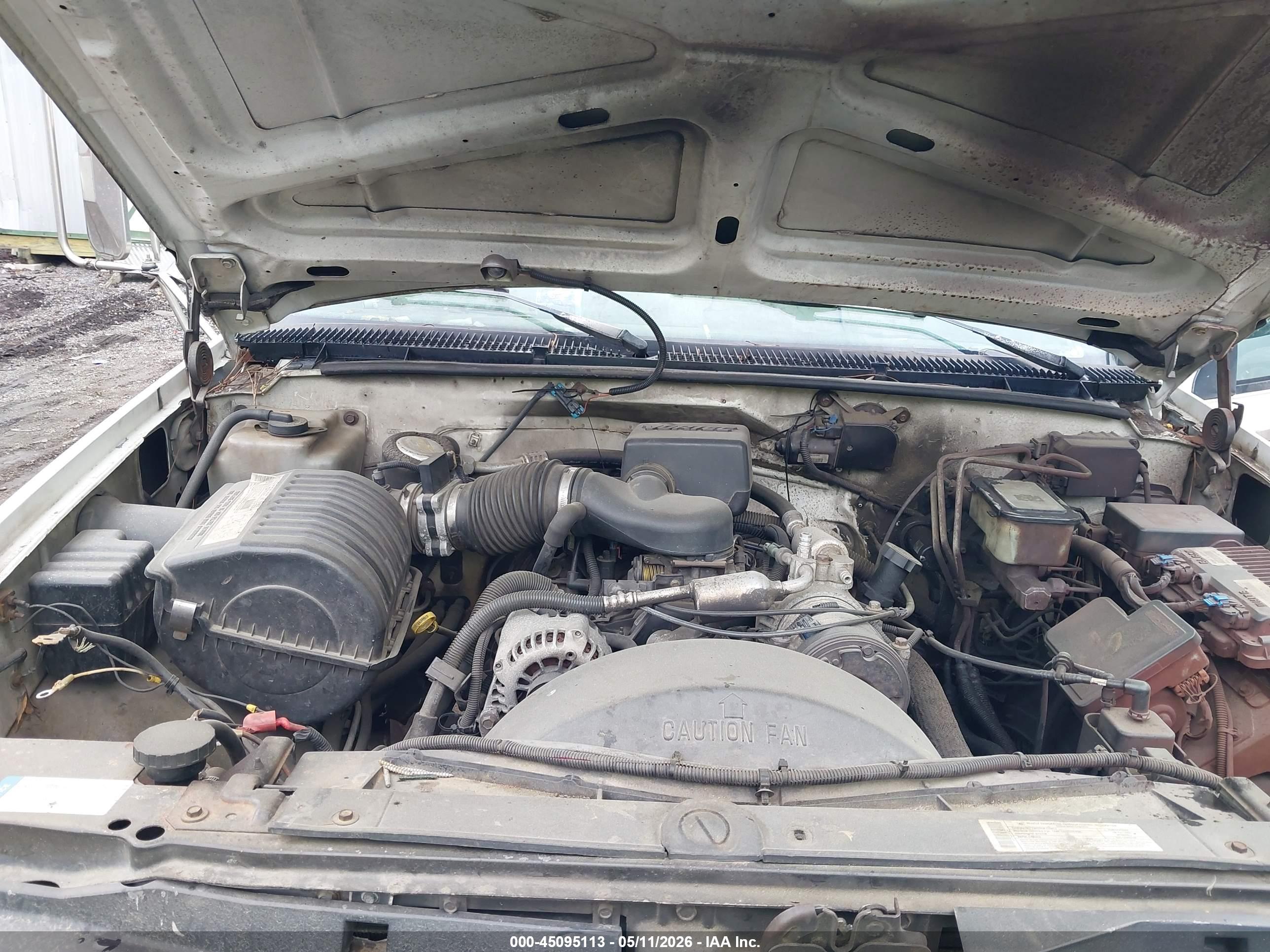 CHEVROLET C3500 image 10