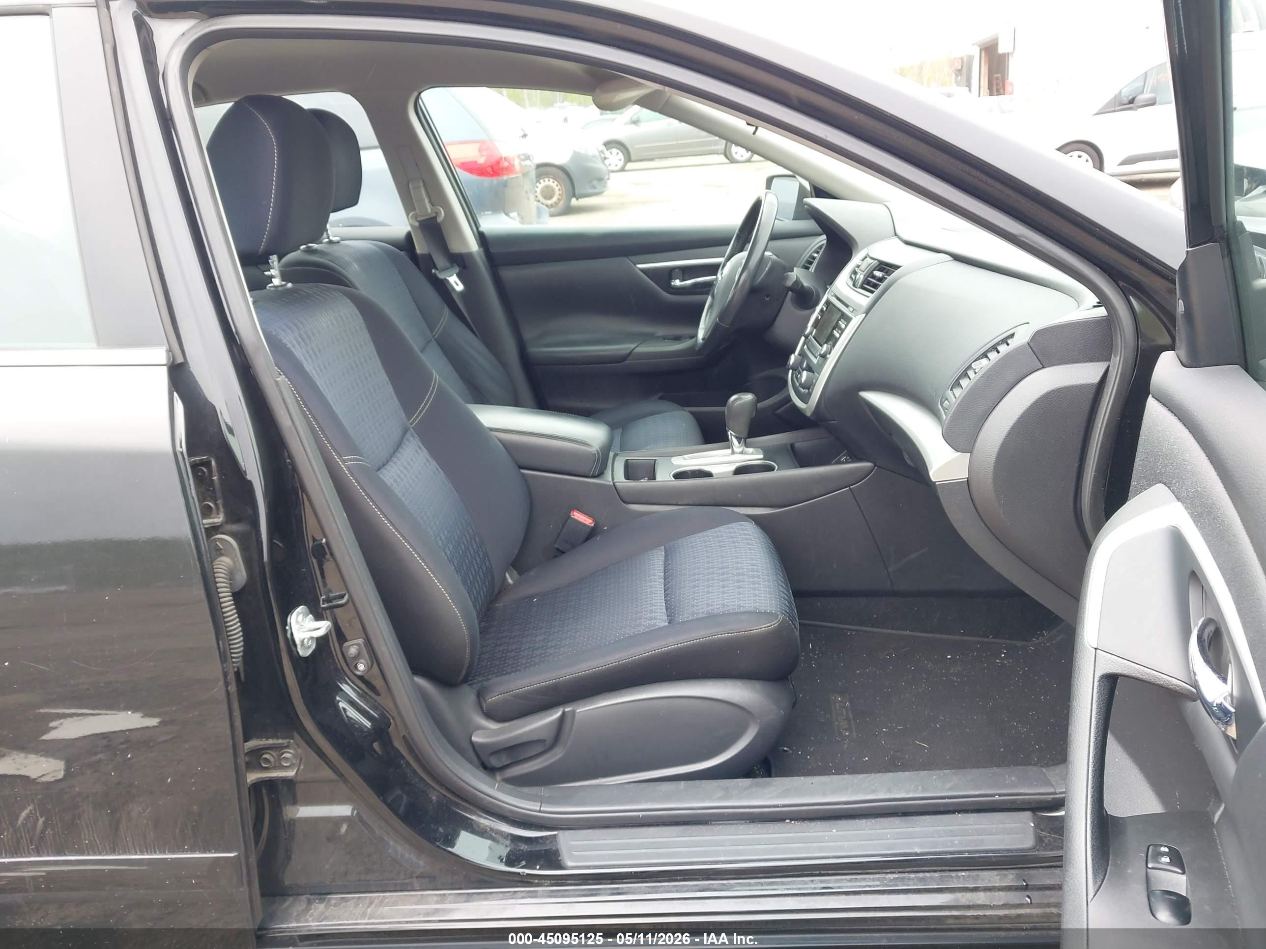 NISSAN ALTIMA image 5