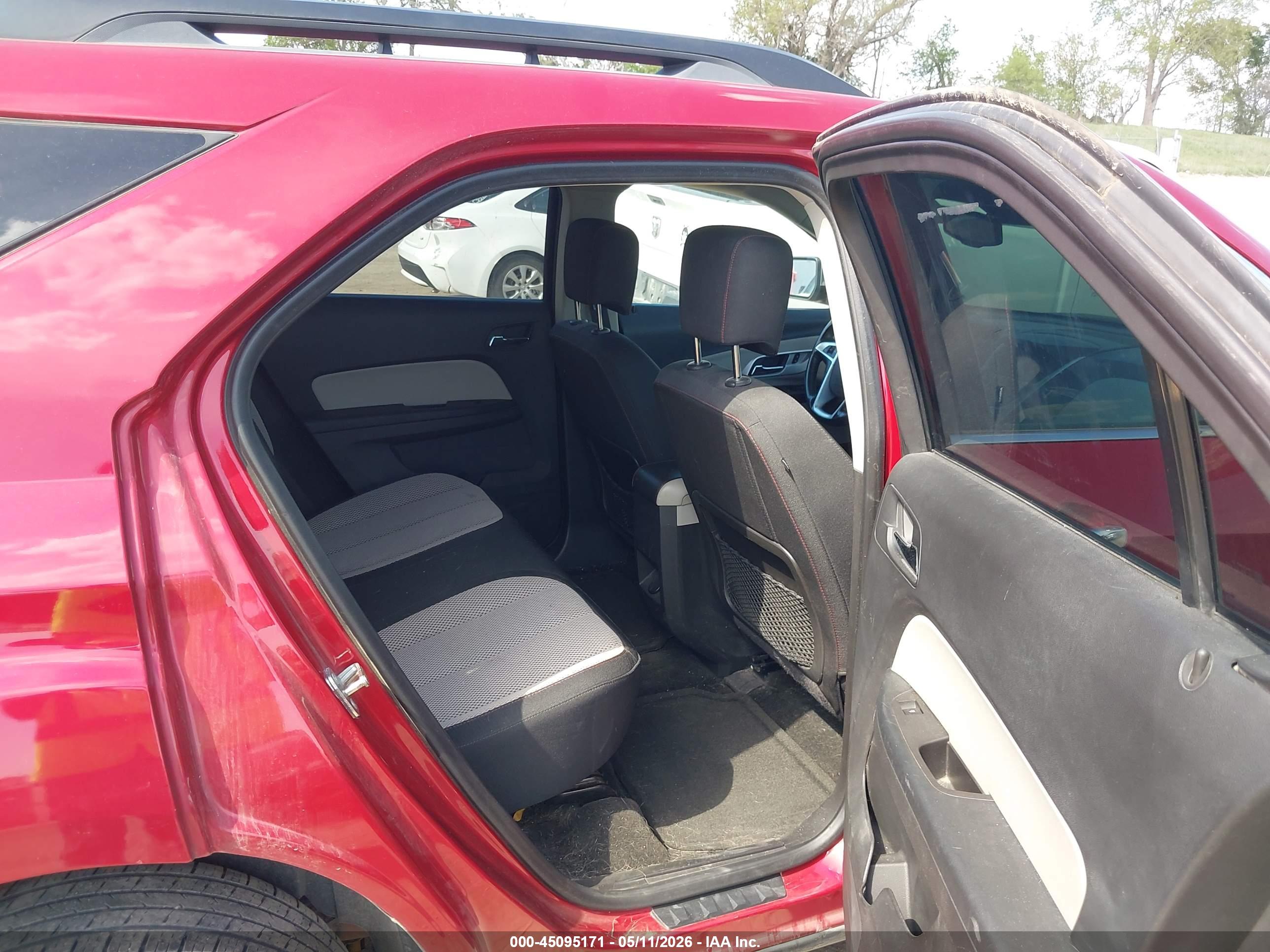 CHEVROLET EQUINOX image 8