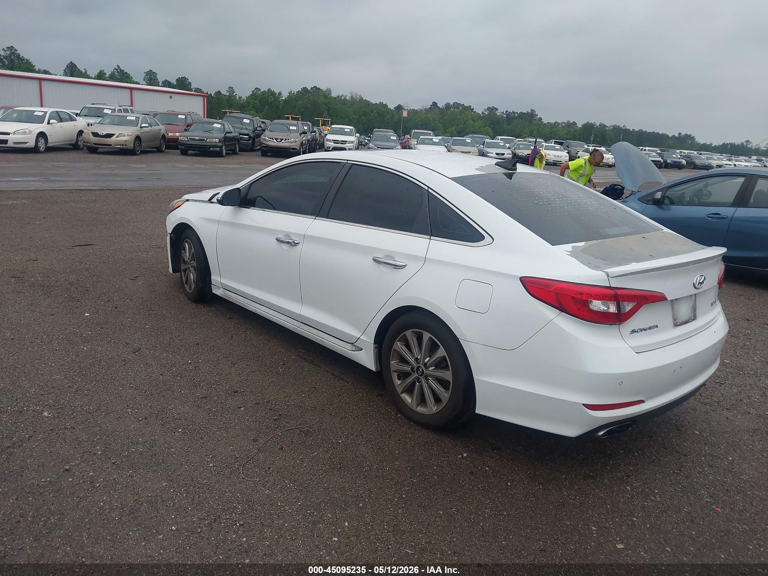 HYUNDAI SONATA image 3