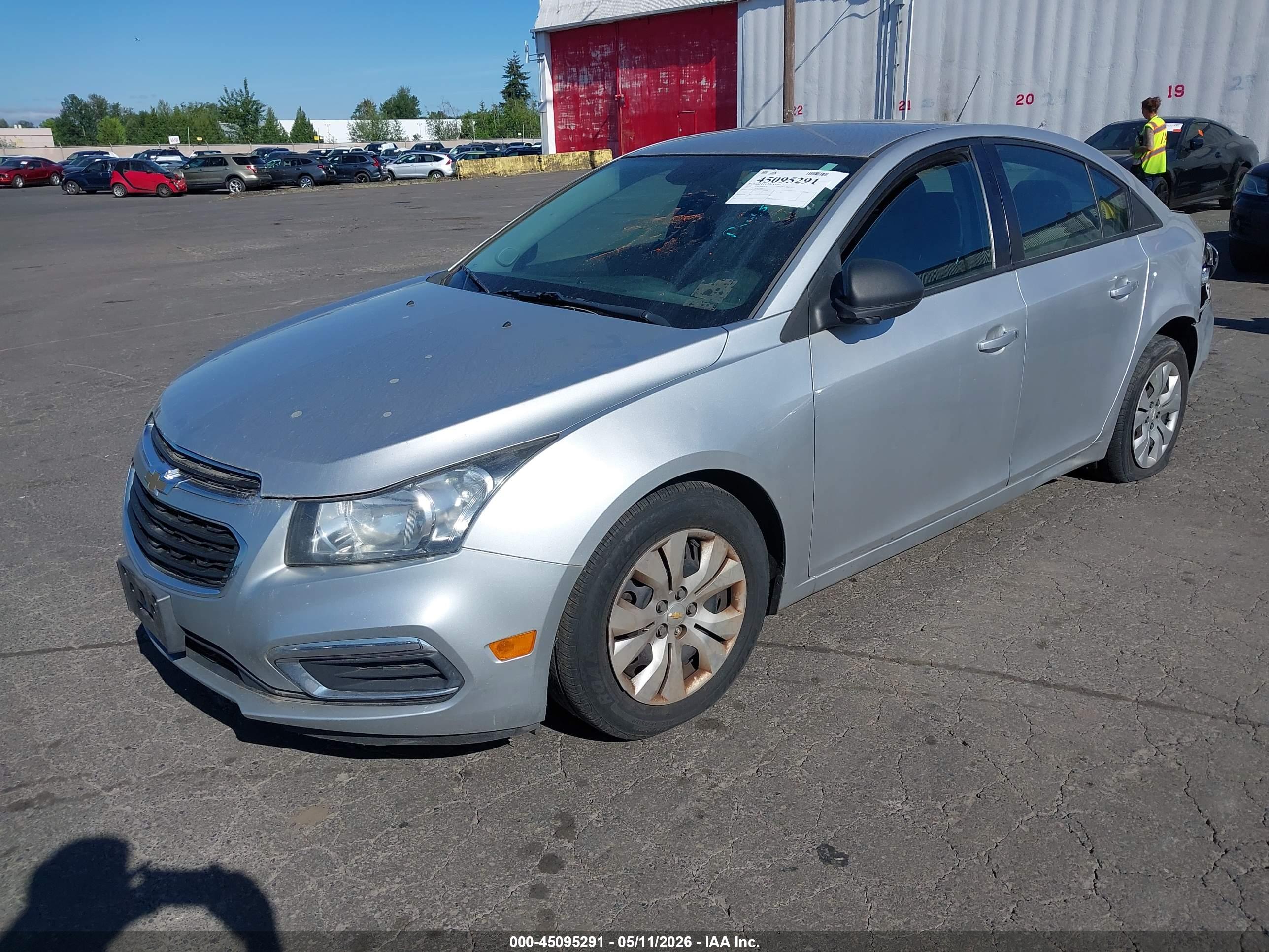 CHEVROLET CRUZE image 2