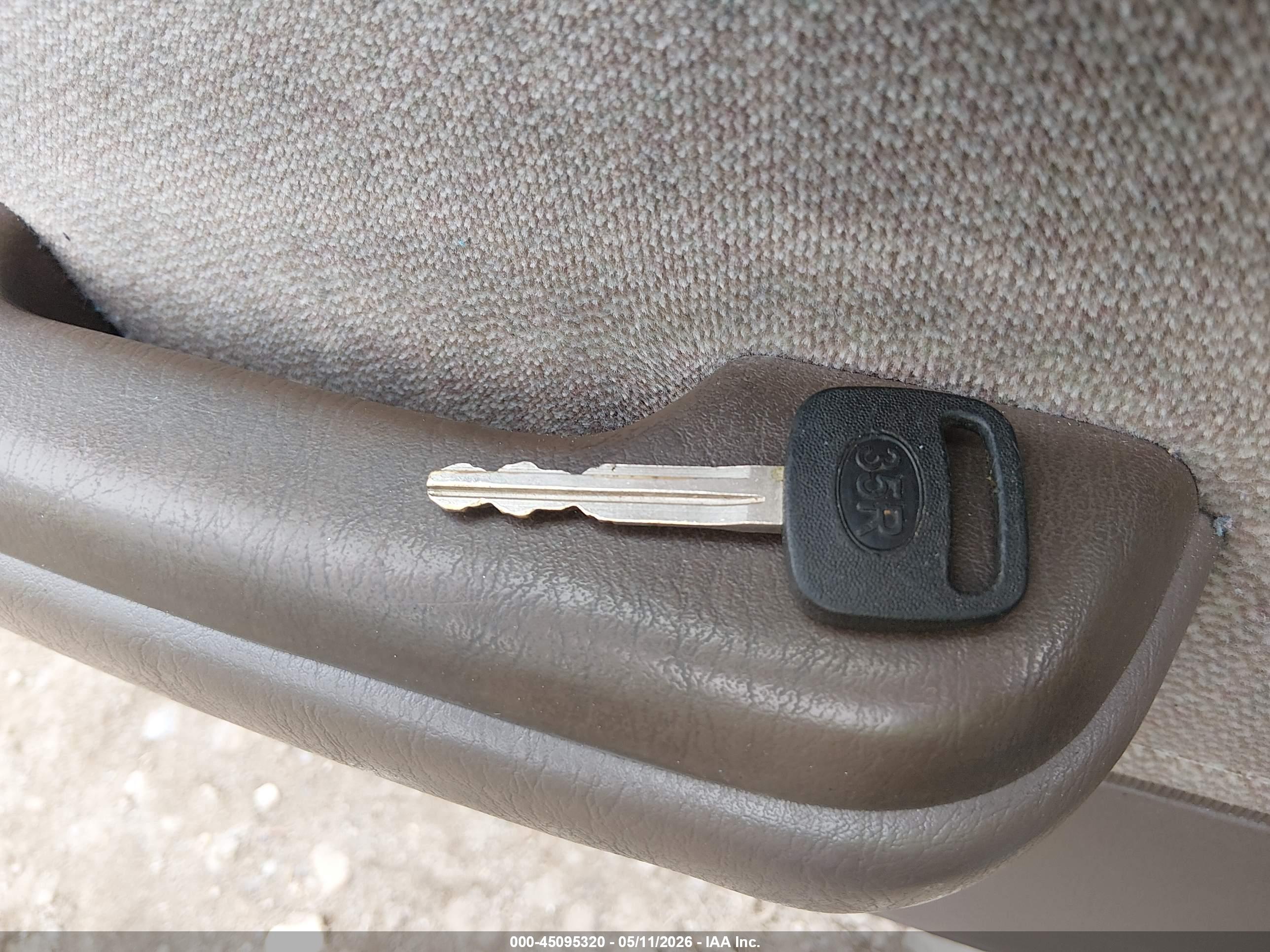 TOYOTA COROLLA image 11