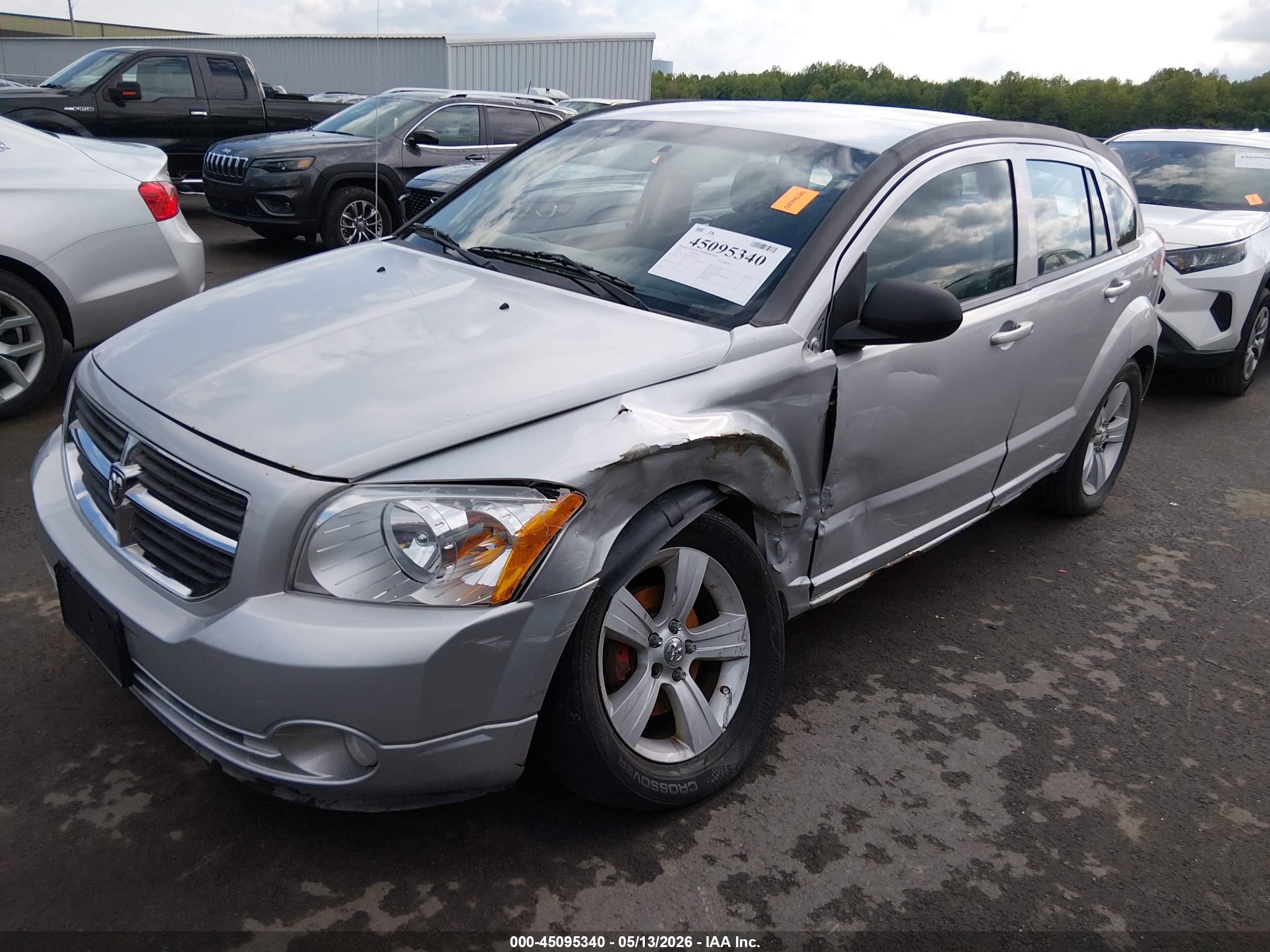 DODGE CALIBER image 2