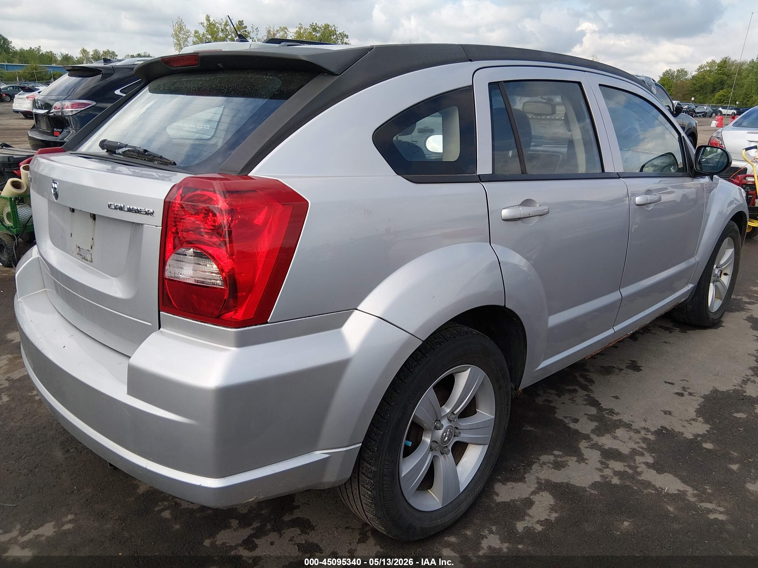 DODGE CALIBER image 4
