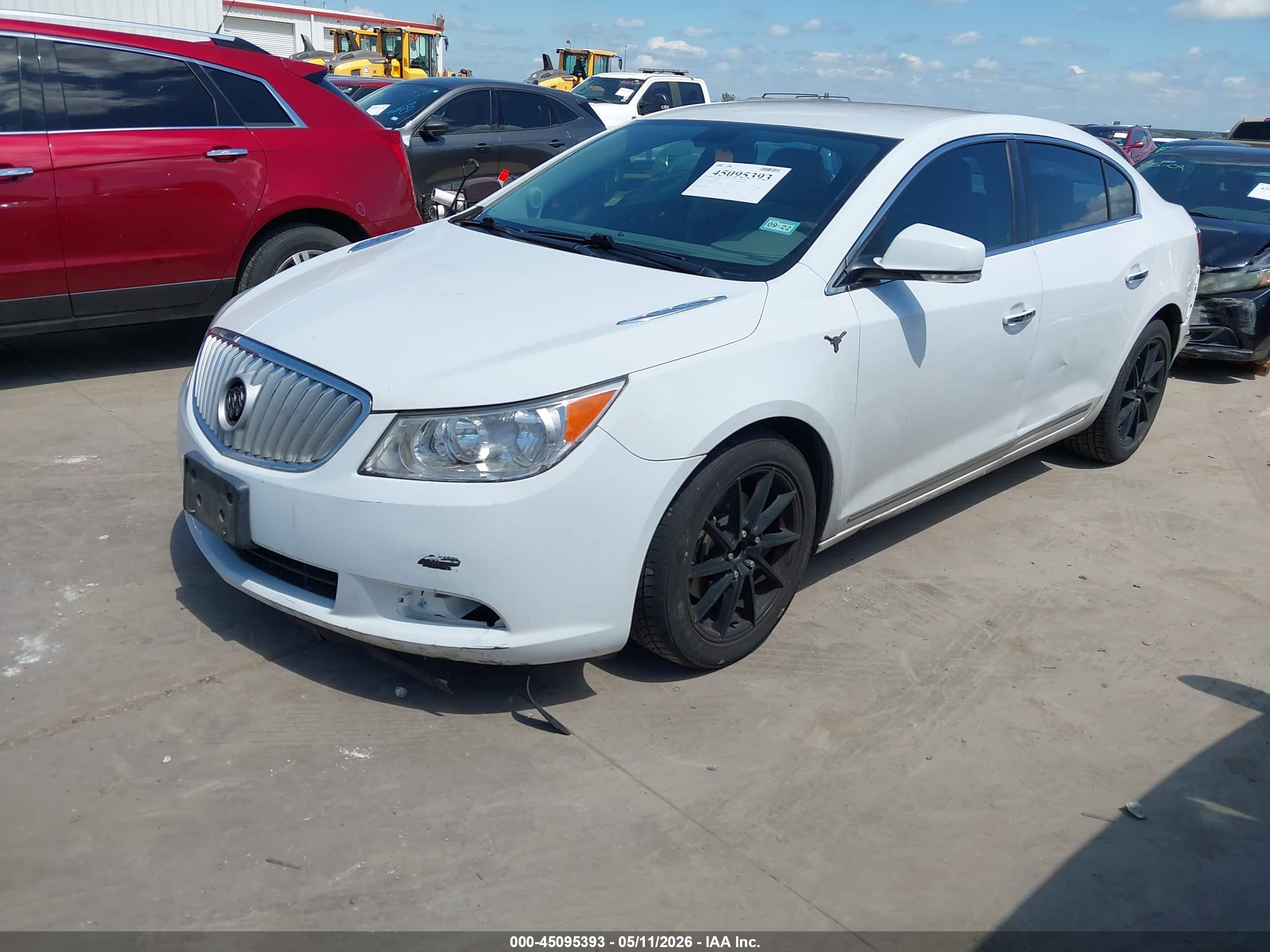BUICK LACROSSE image 2