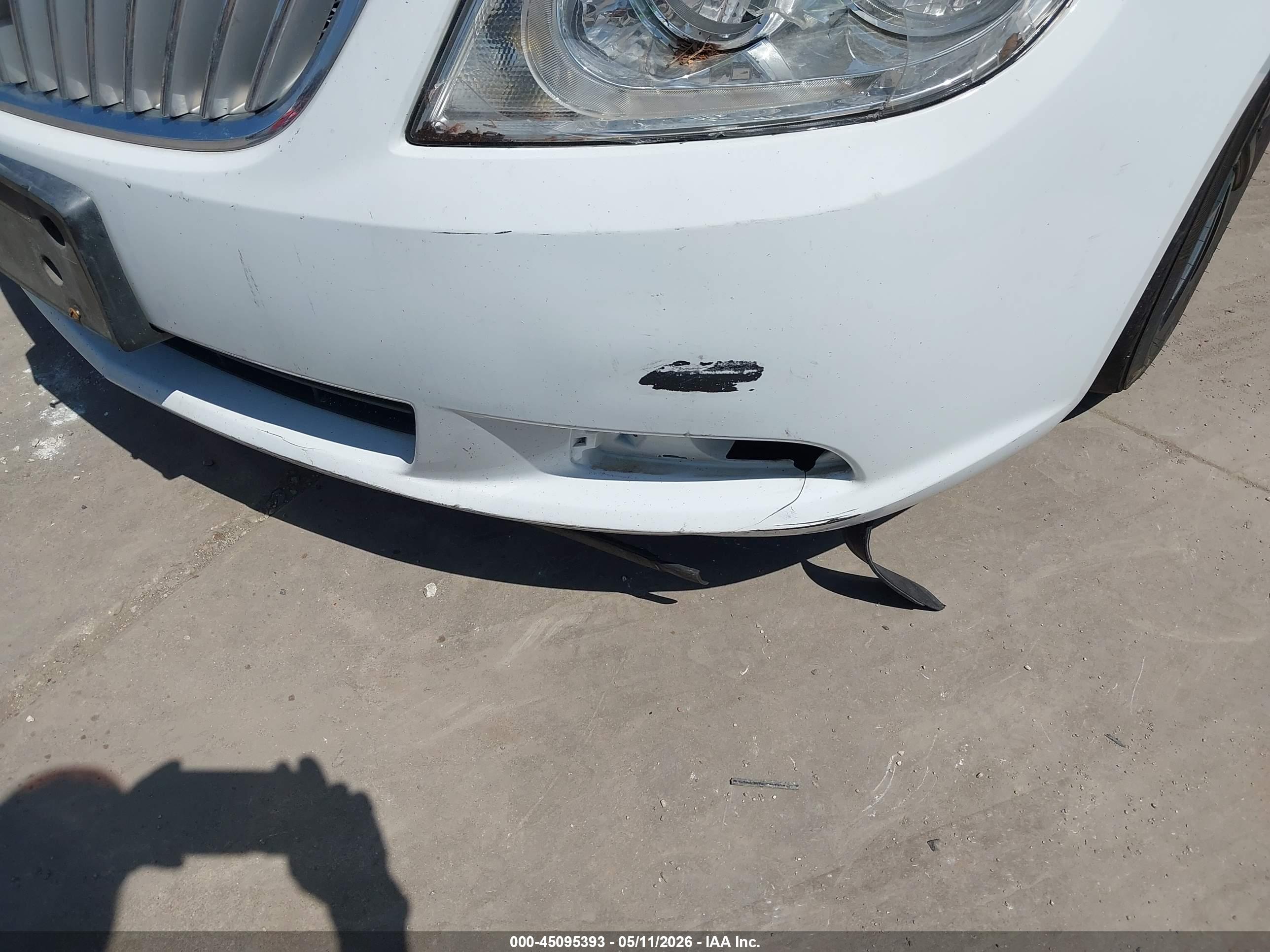 BUICK LACROSSE image 6