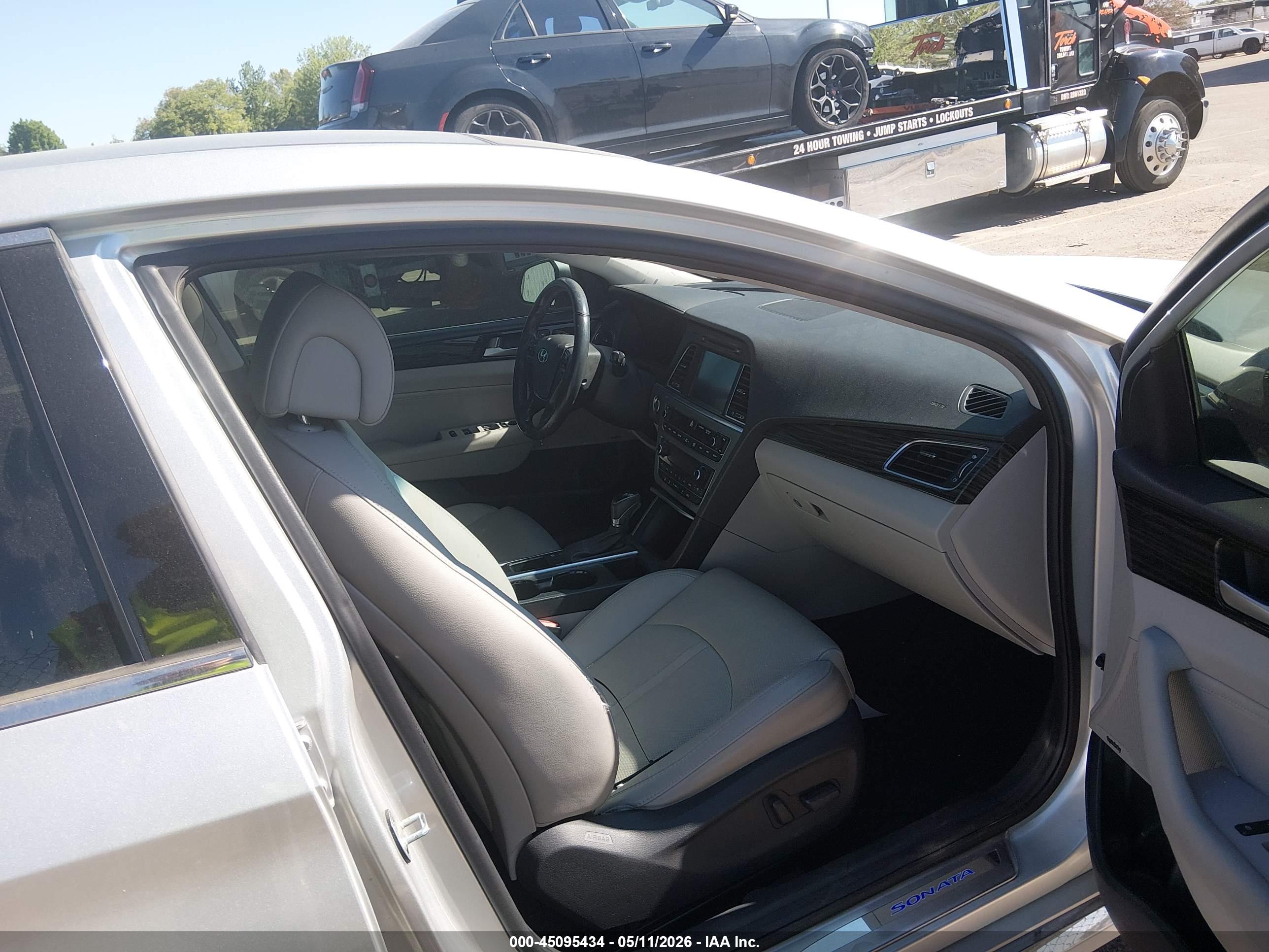HYUNDAI SONATA image 5