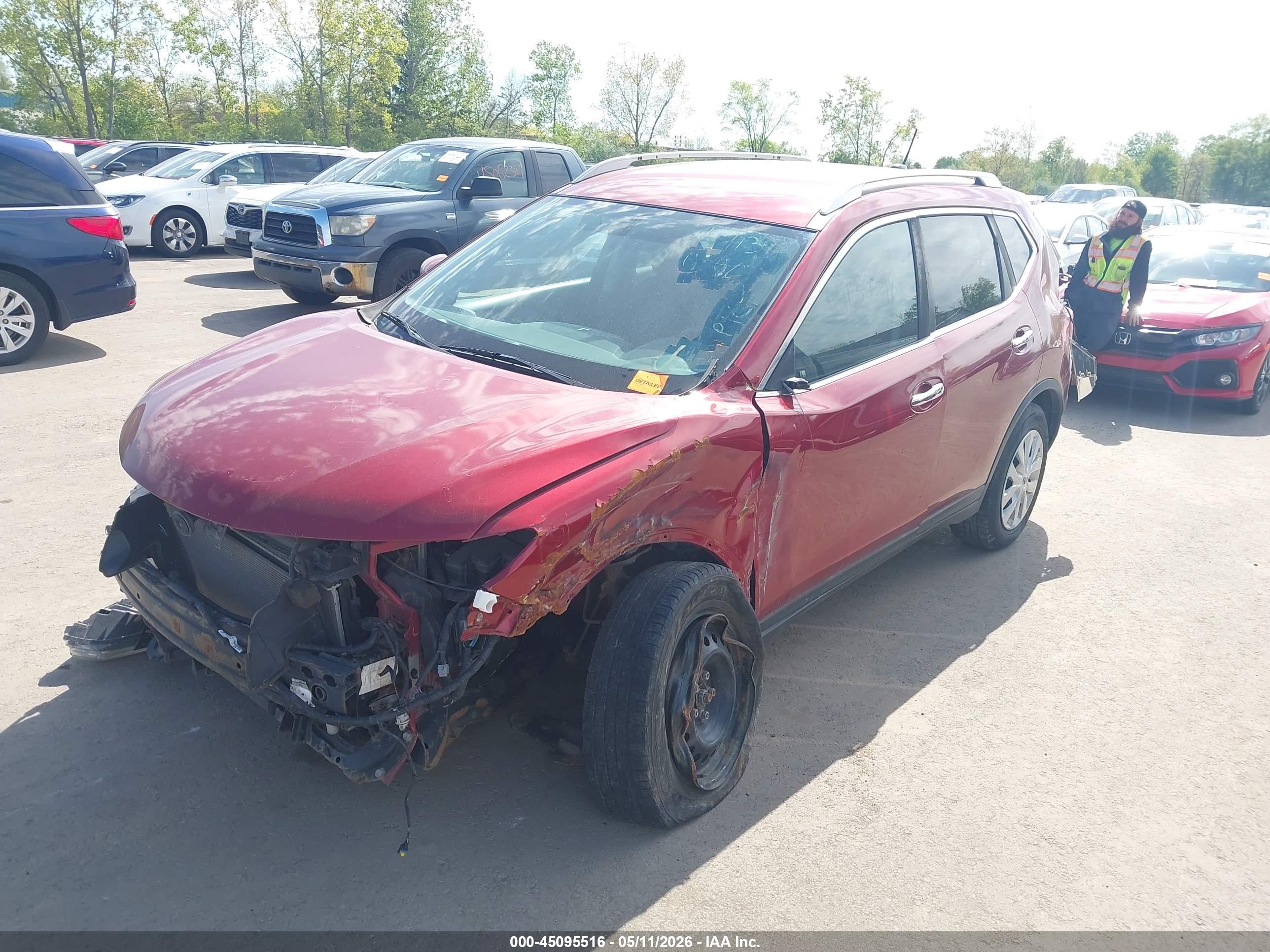 NISSAN ROGUE image 2