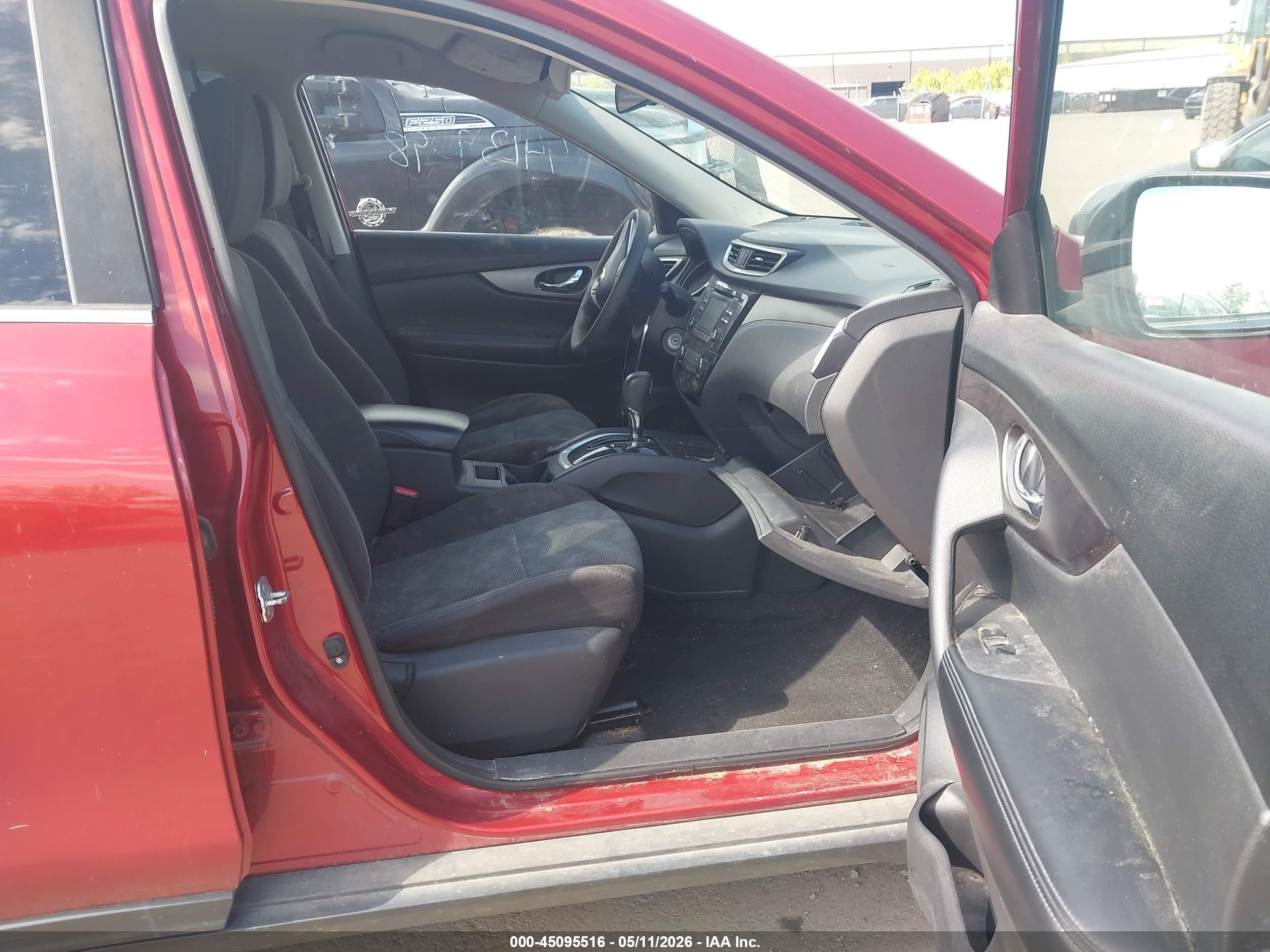 NISSAN ROGUE image 5
