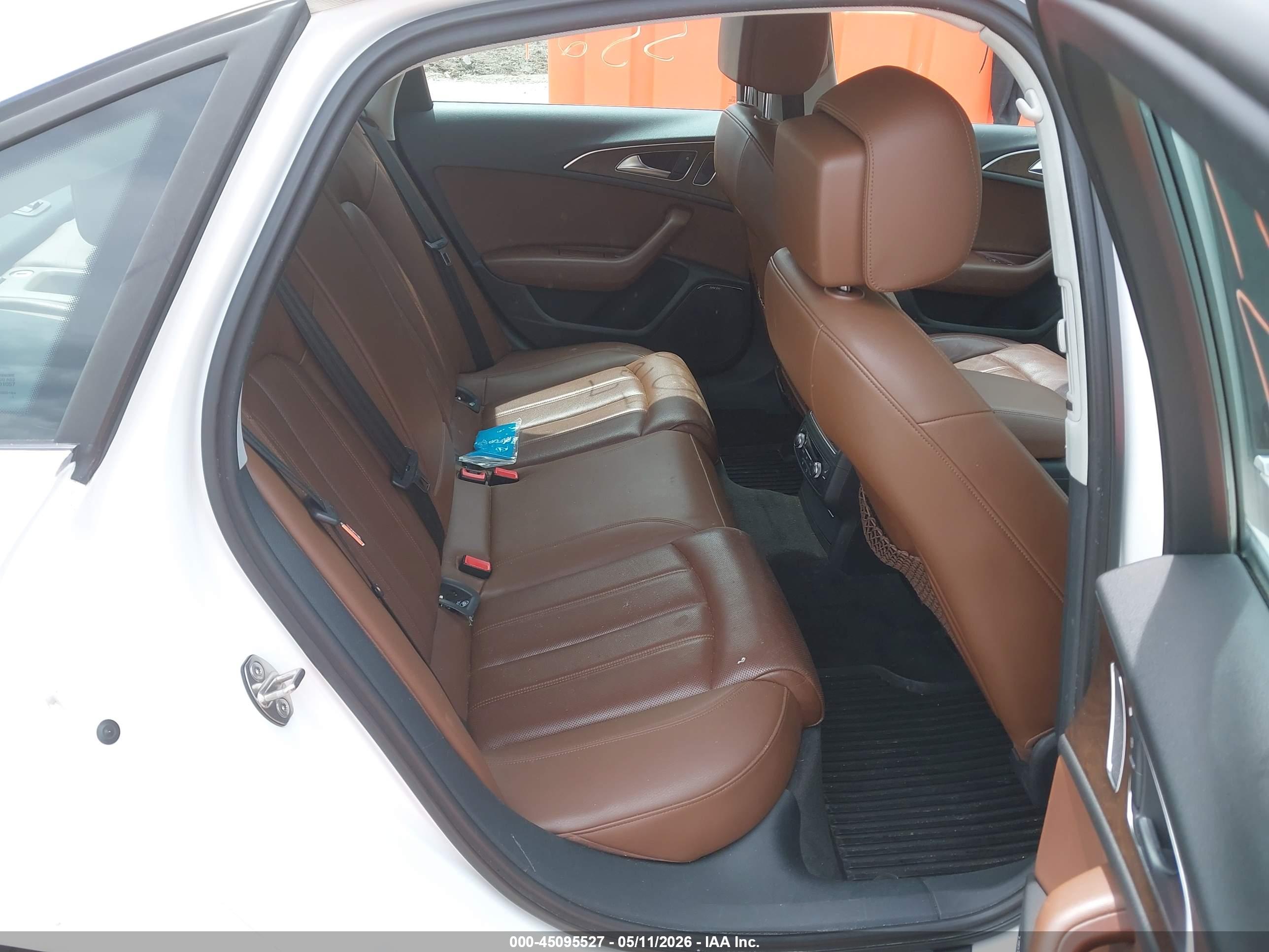 AUDI A6 image 8