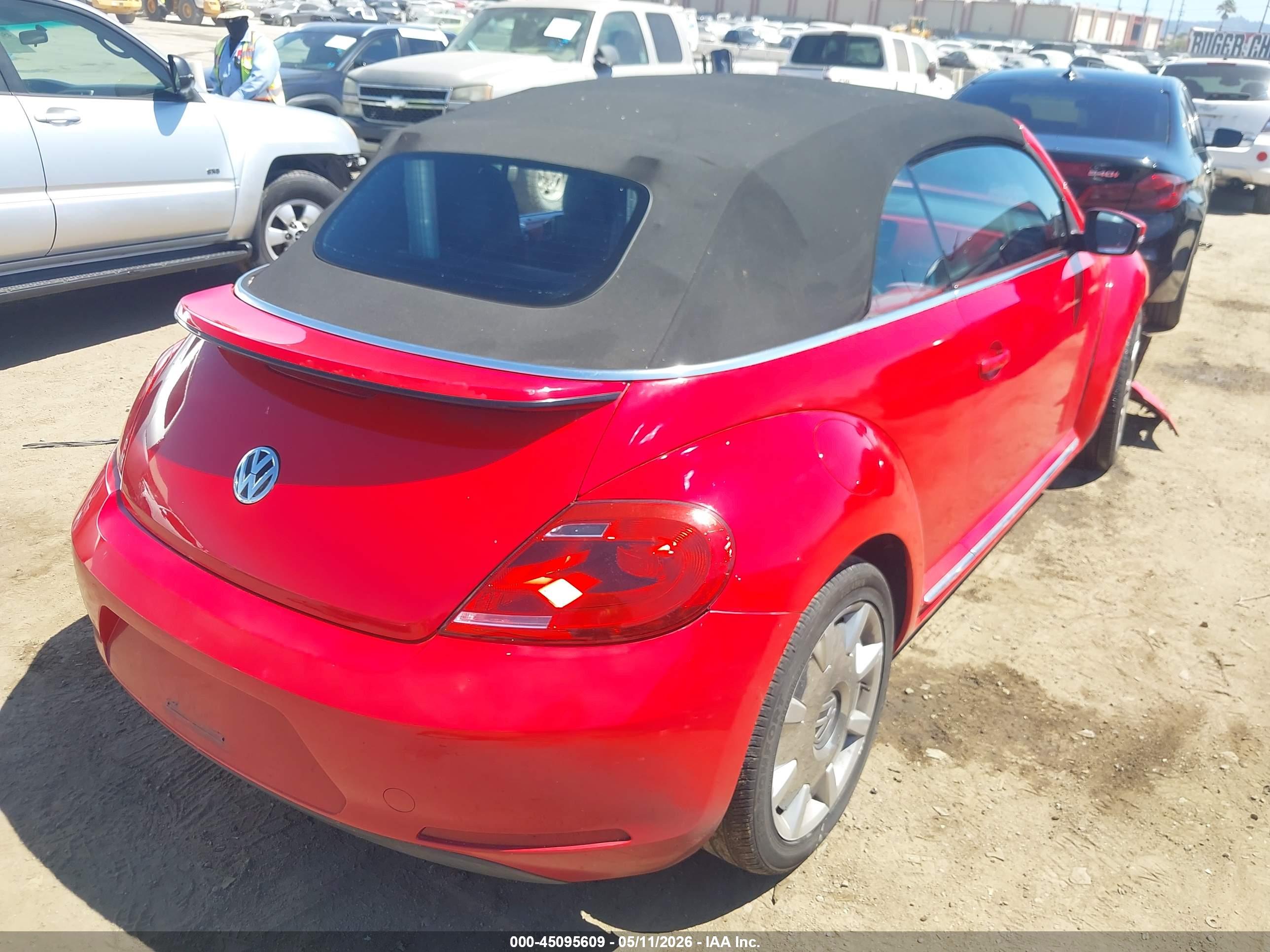 VOLKSWAGEN BEETLE image 4