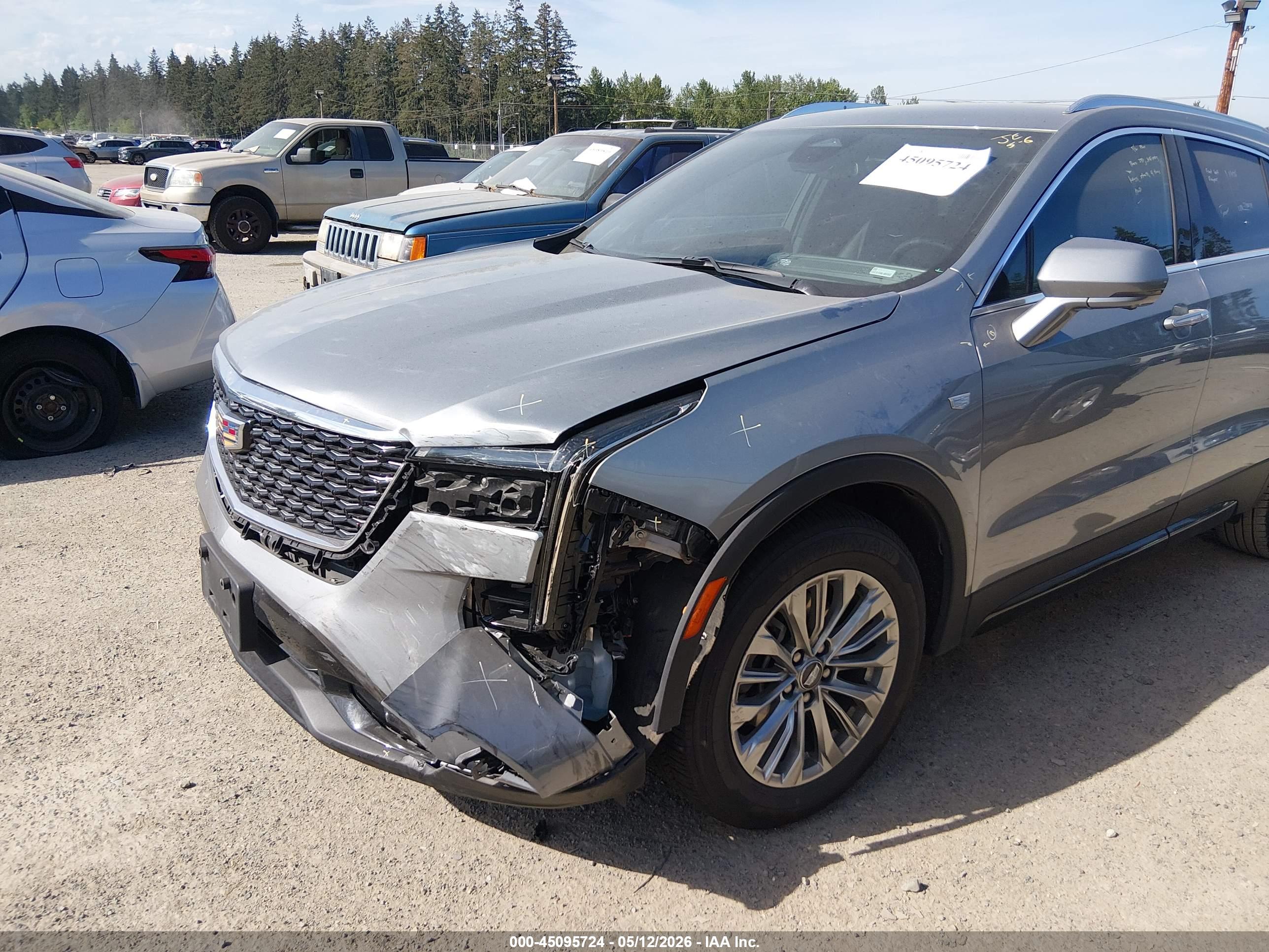 CADILLAC XT4 image 6