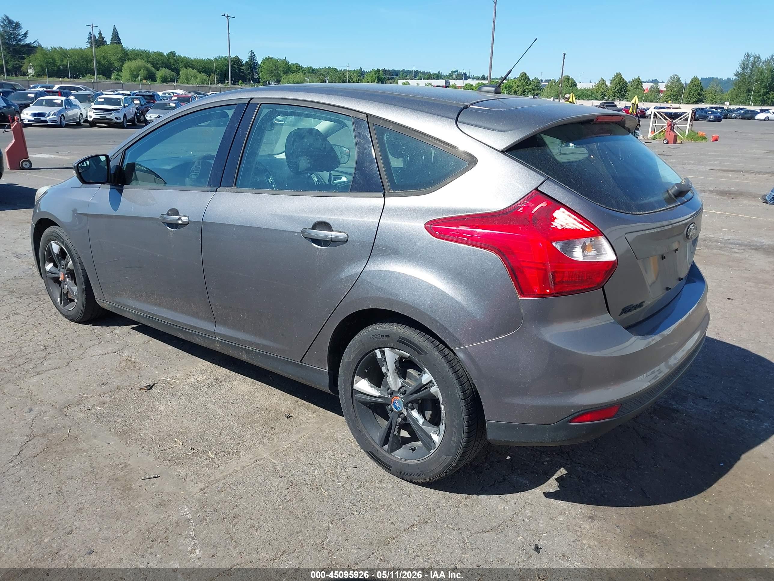 FORD FOCUS image 3