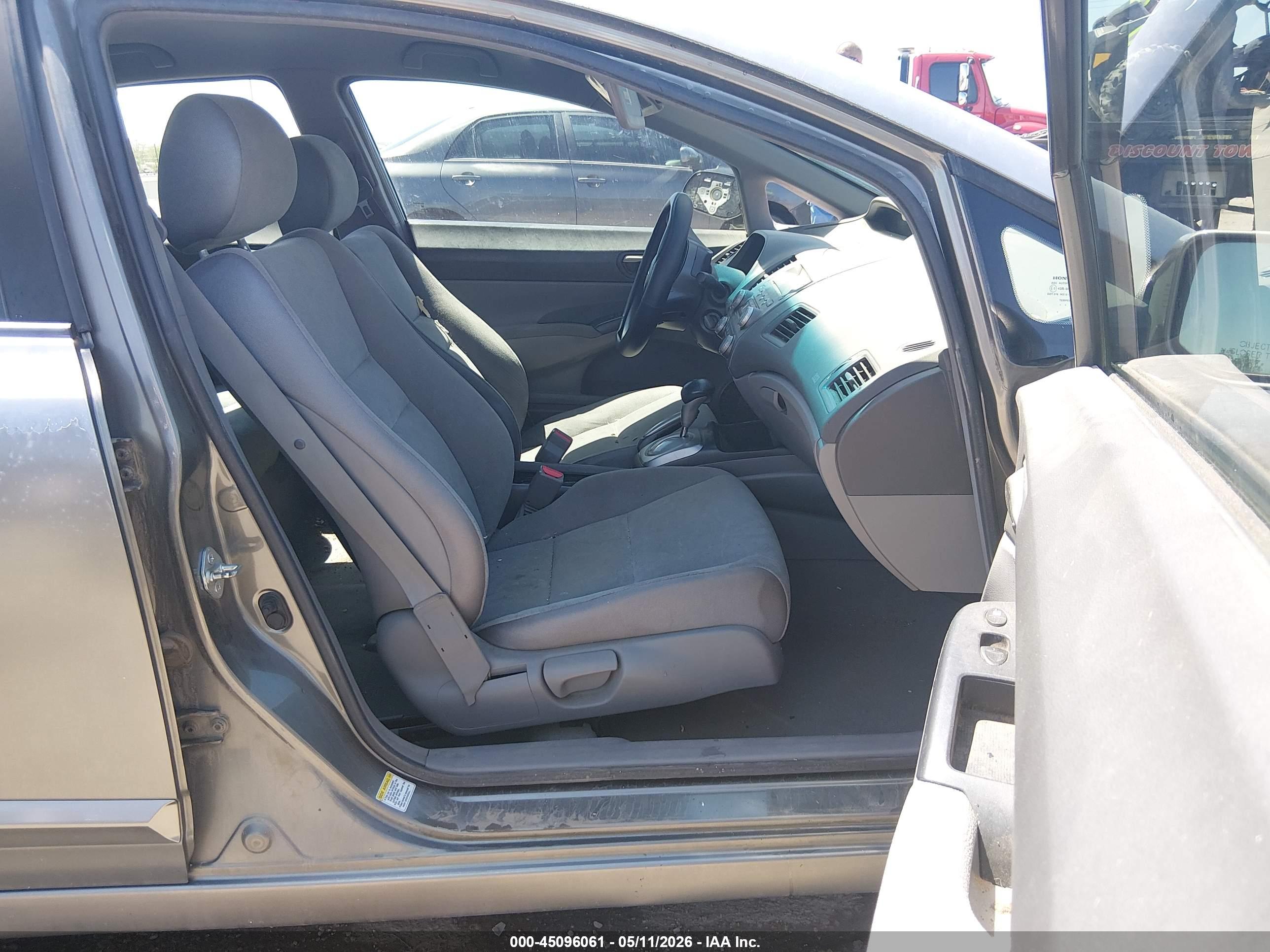 HONDA CIVIC image 5