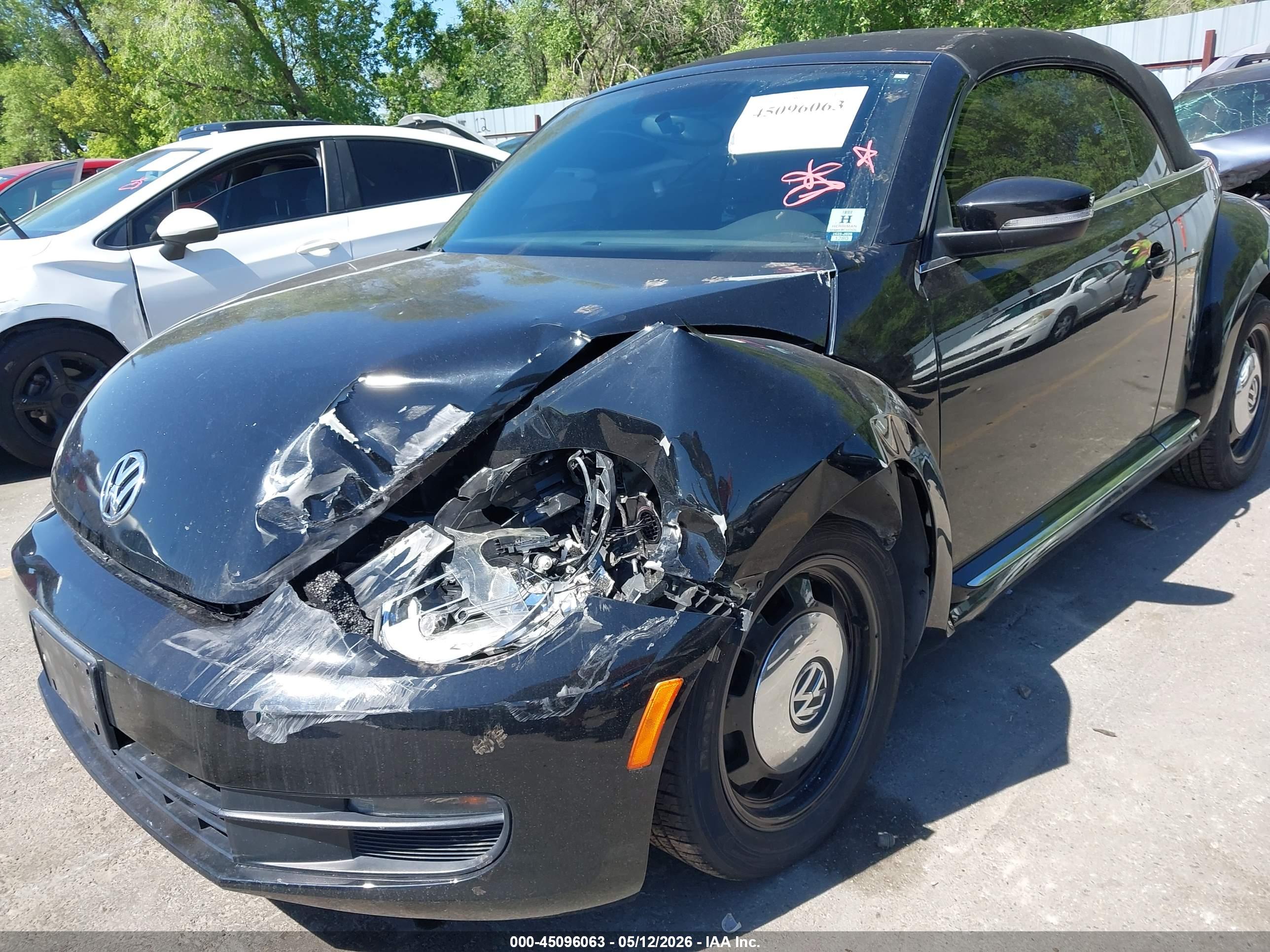VOLKSWAGEN BEETLE image 6