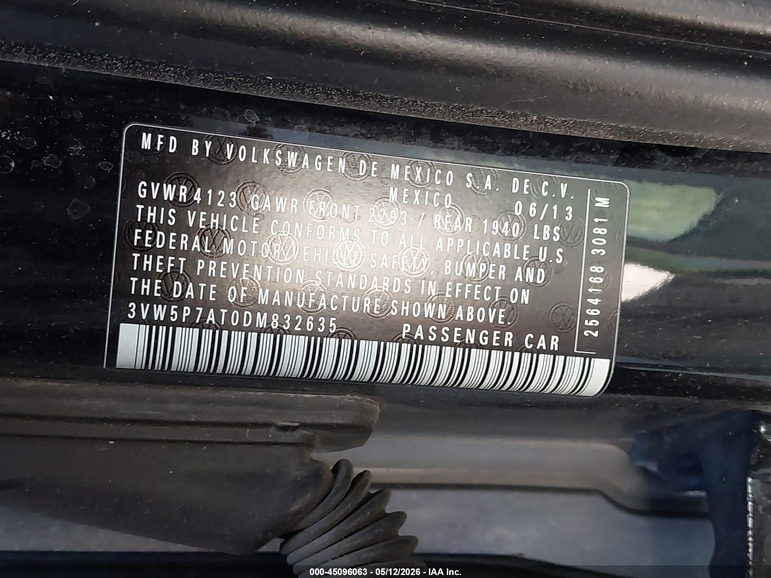 VOLKSWAGEN BEETLE image 9