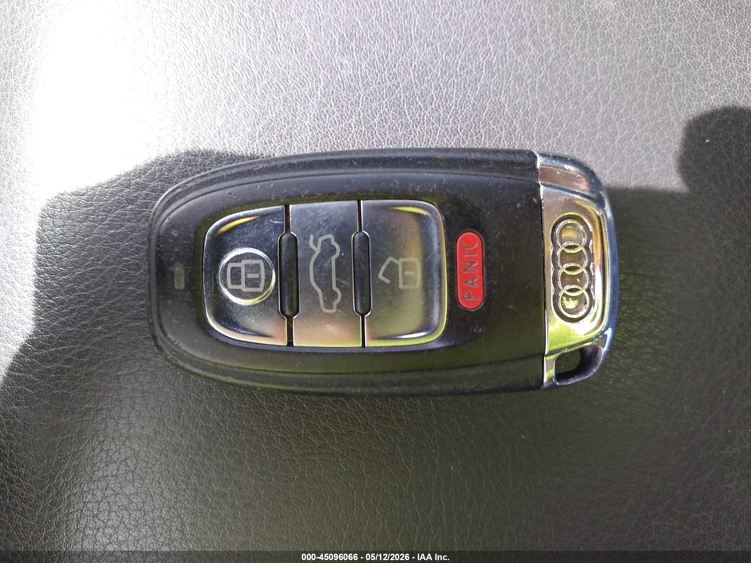 AUDI A4 image 11
