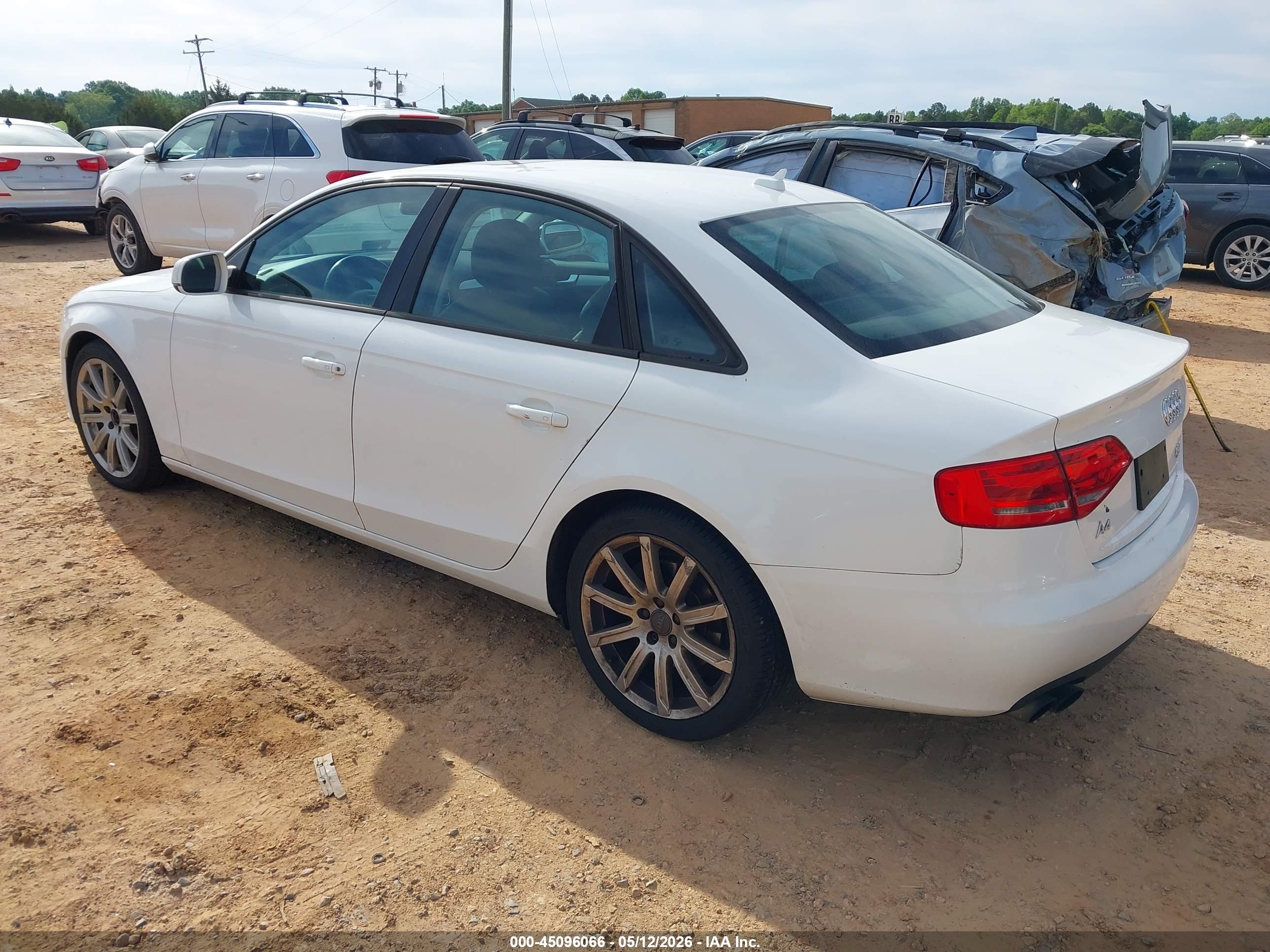 AUDI A4 image 3