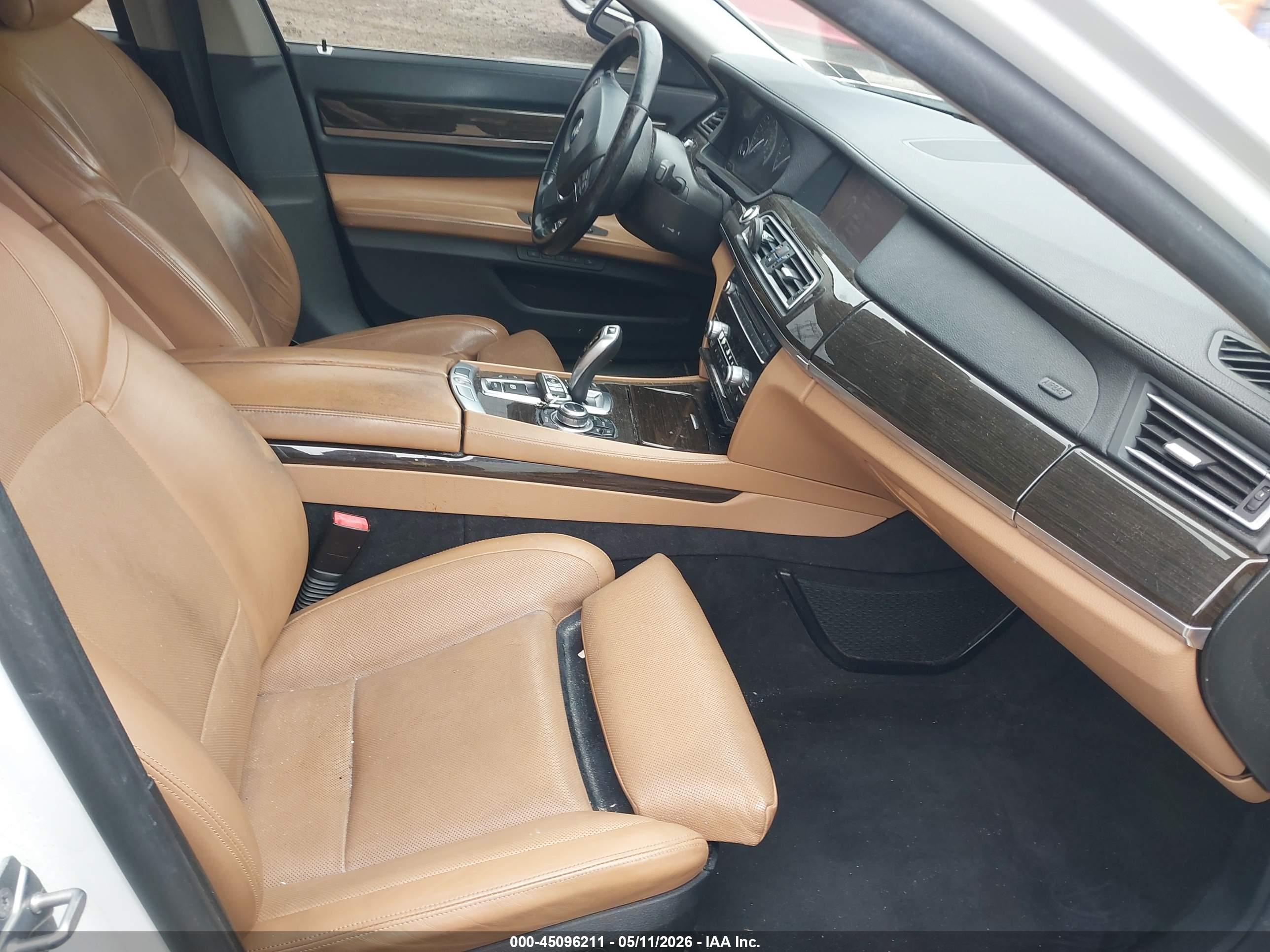 BMW 750LI image 5