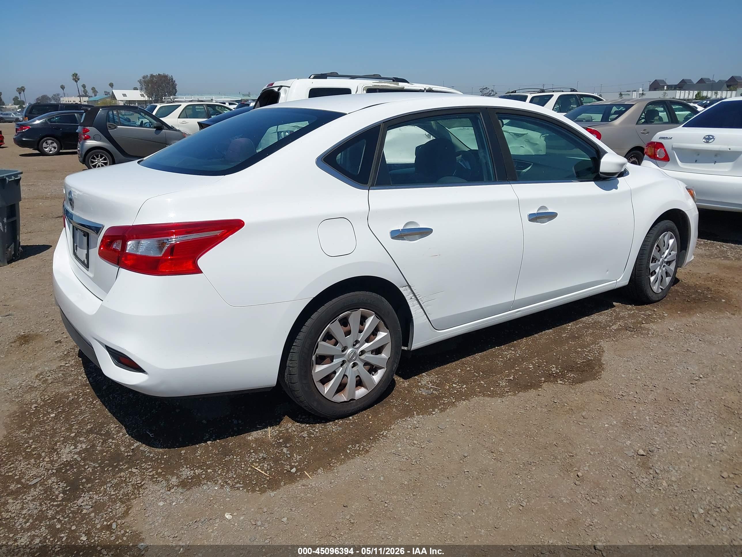 NISSAN SENTRA image 4