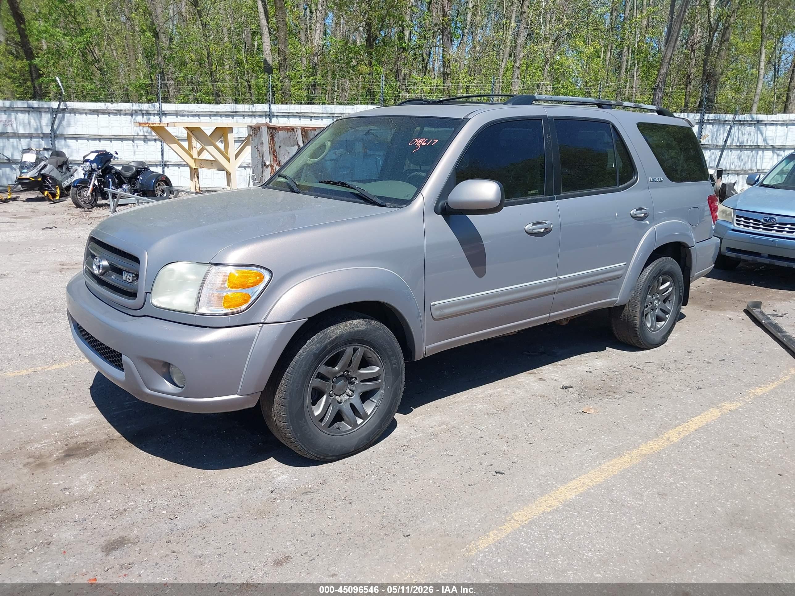 TOYOTA SEQUOIA image 2