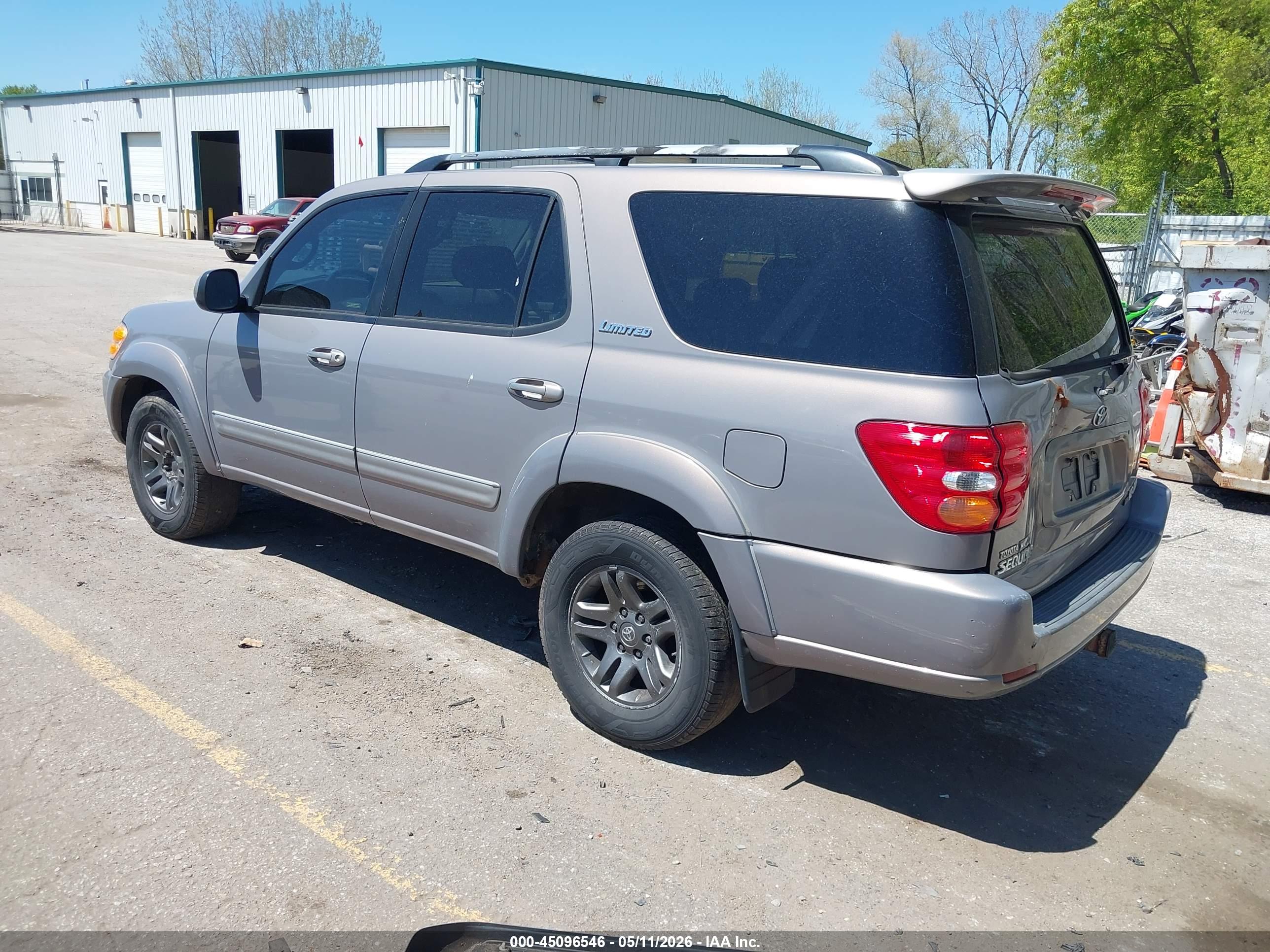 TOYOTA SEQUOIA image 3