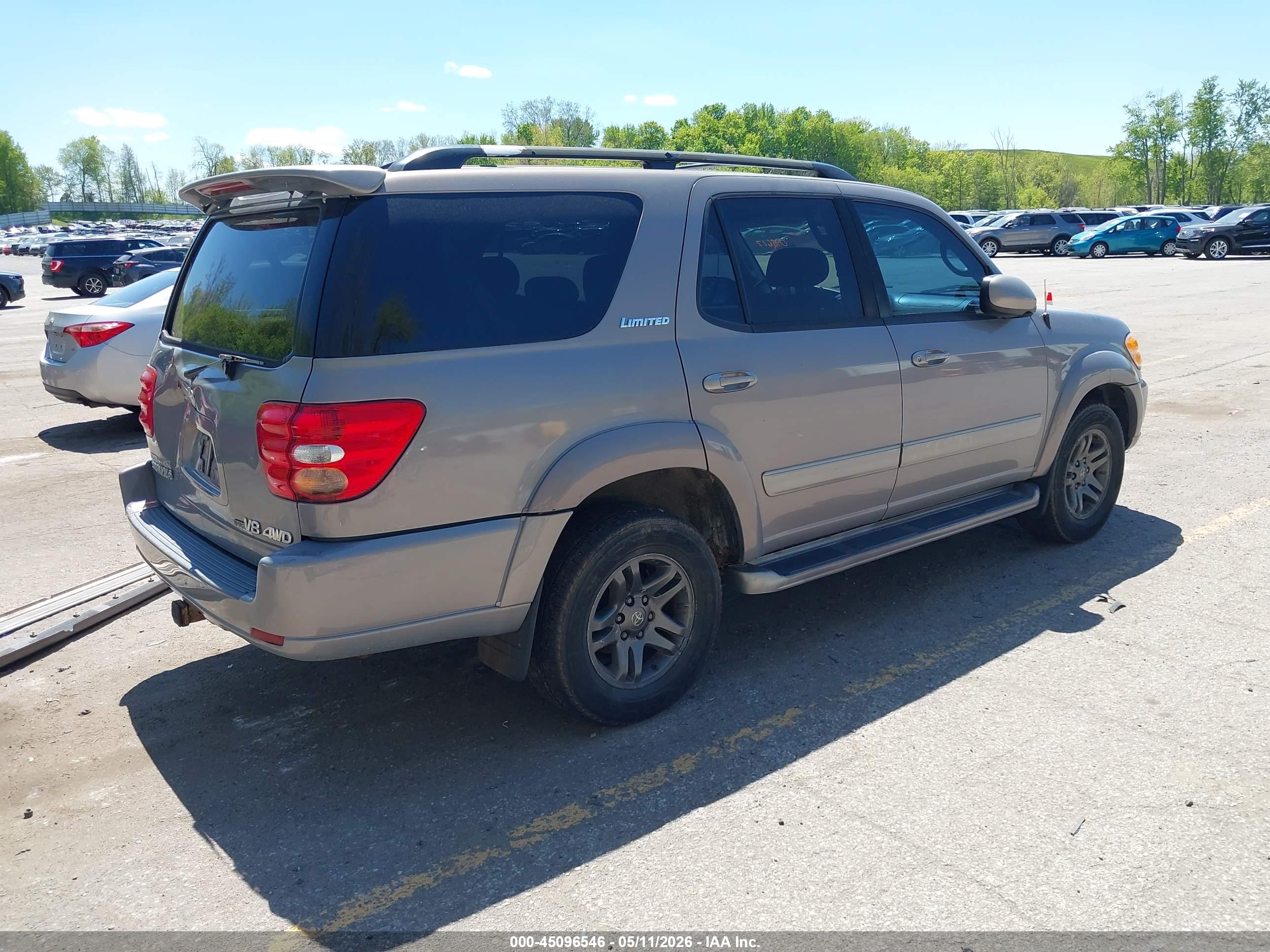 TOYOTA SEQUOIA image 4