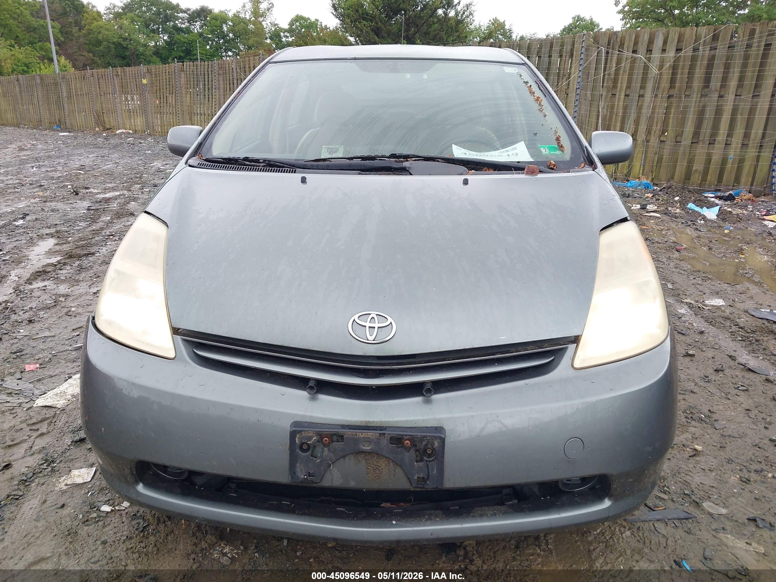 TOYOTA PRIUS image 6