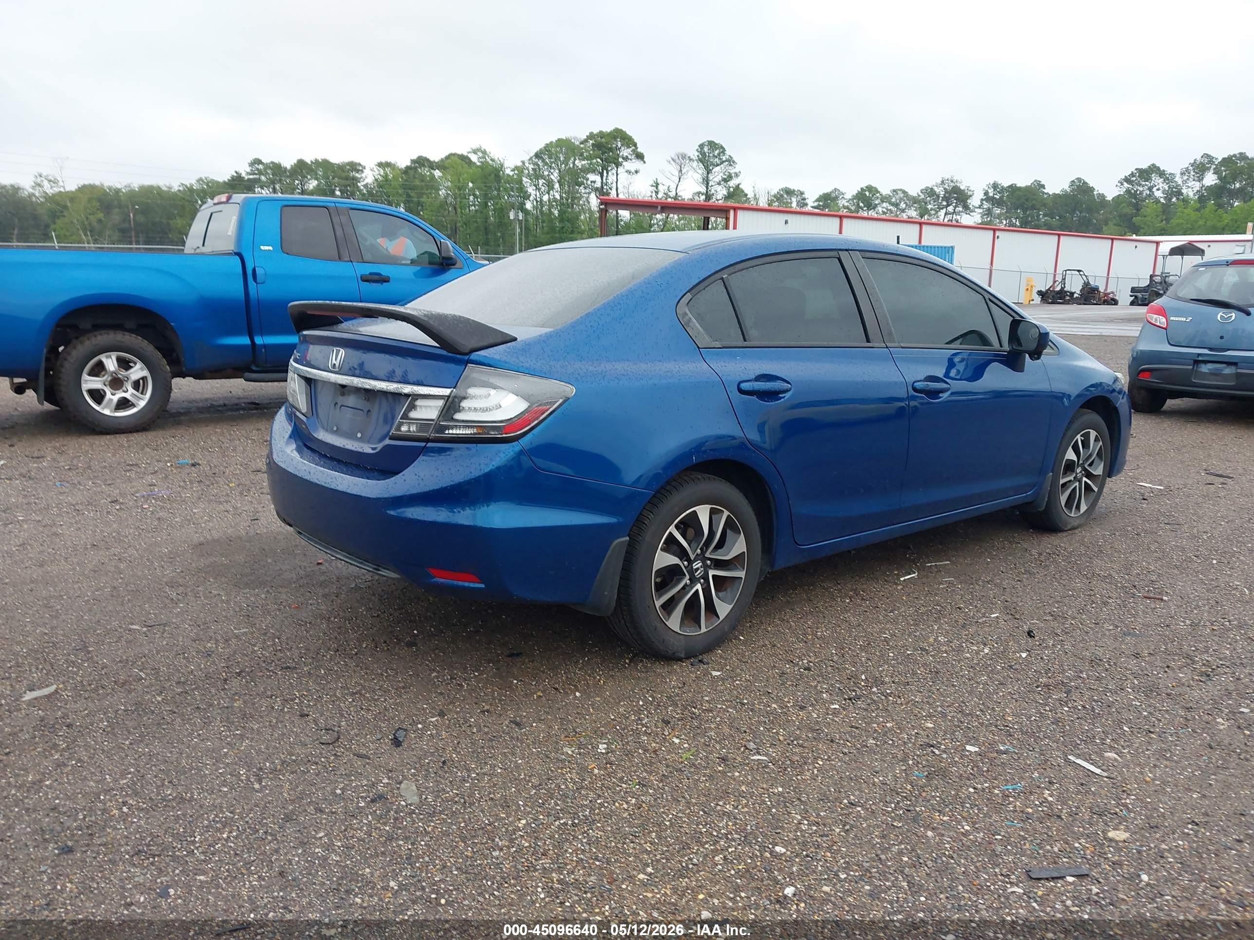 HONDA CIVIC image 4