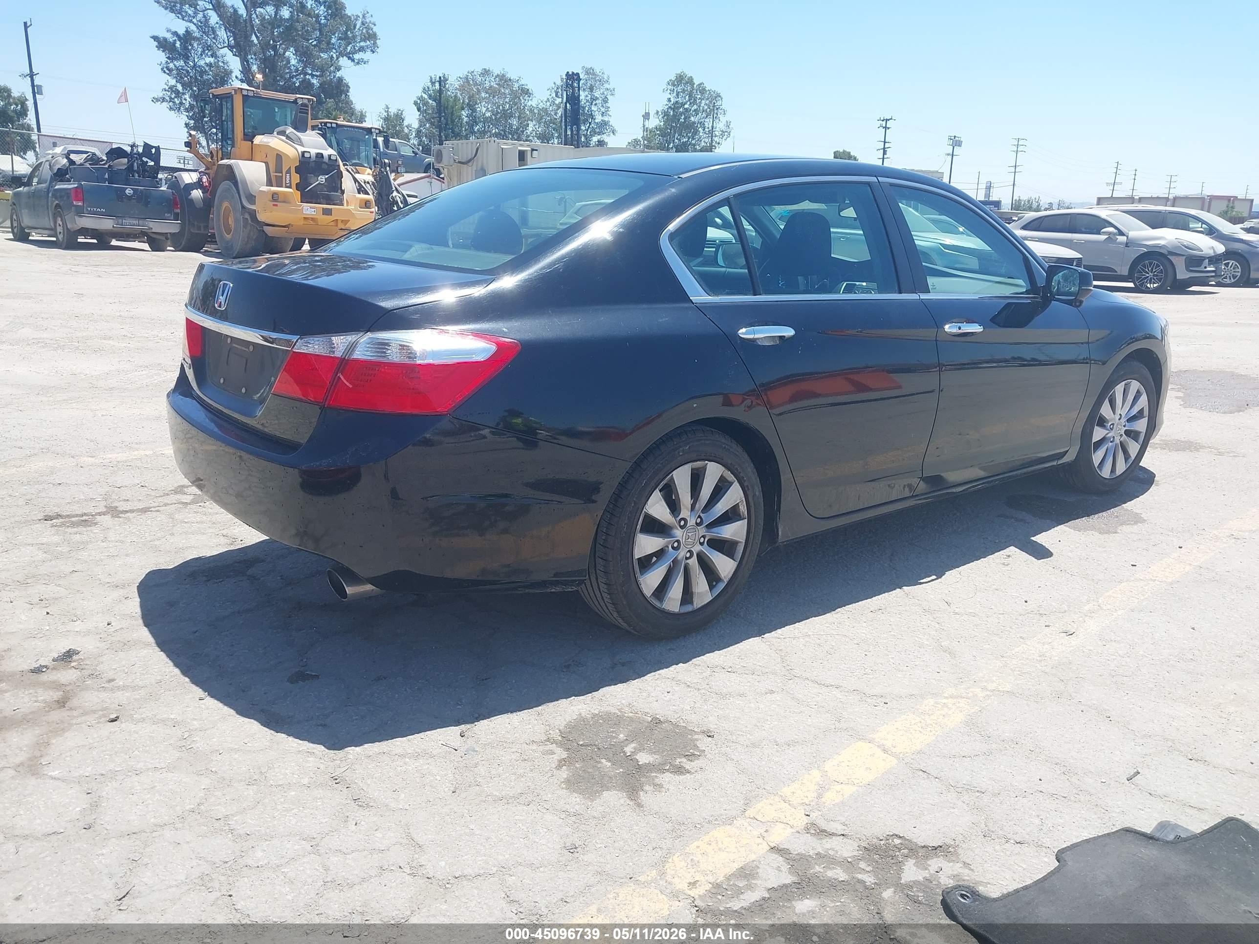 HONDA ACCORD image 4