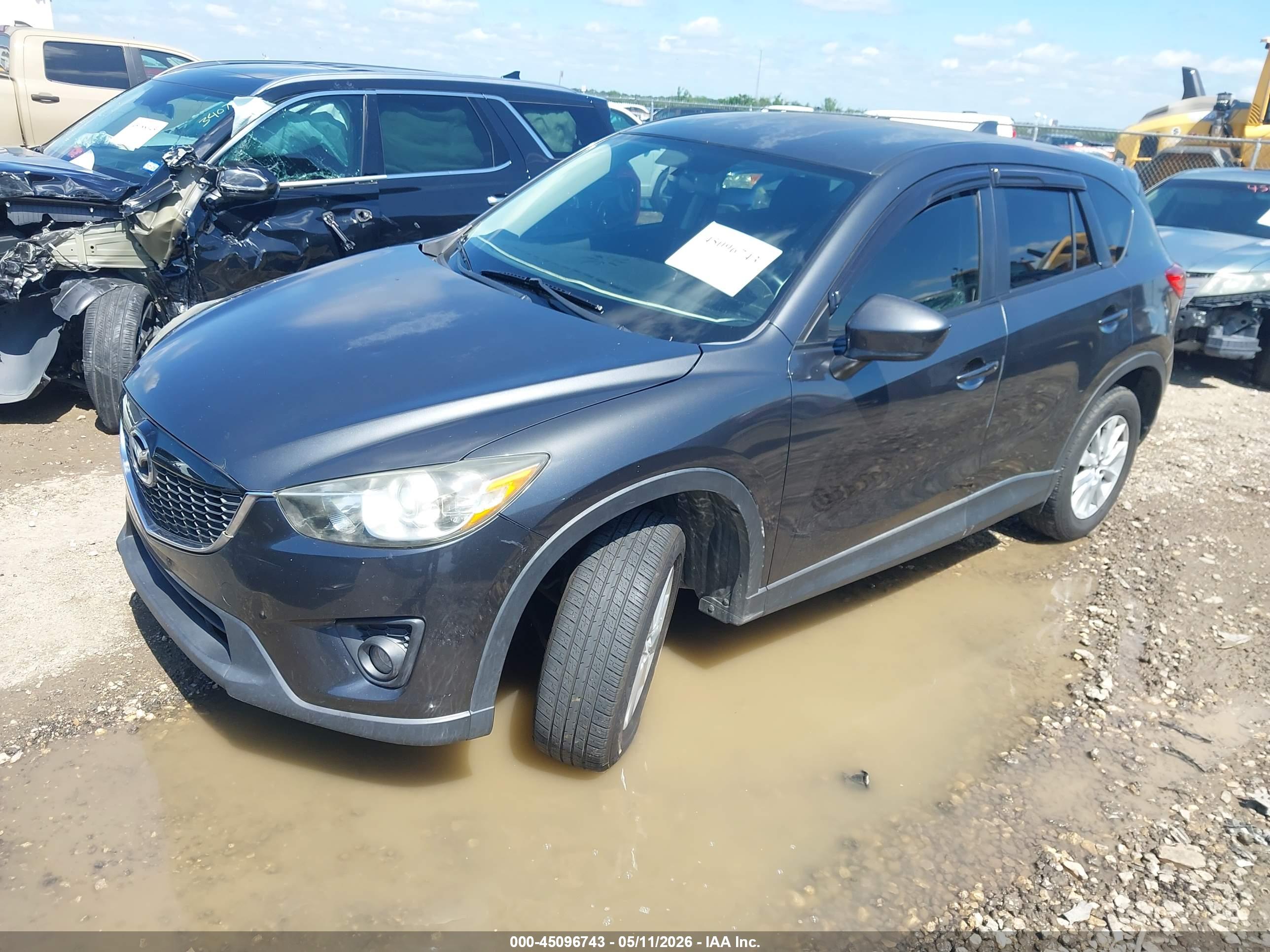 MAZDA CX-5 image 2