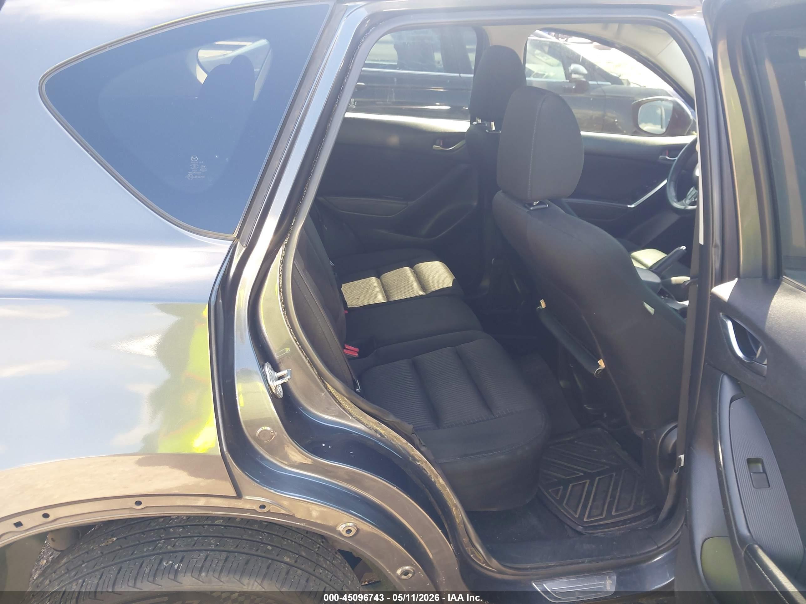 MAZDA CX-5 image 8